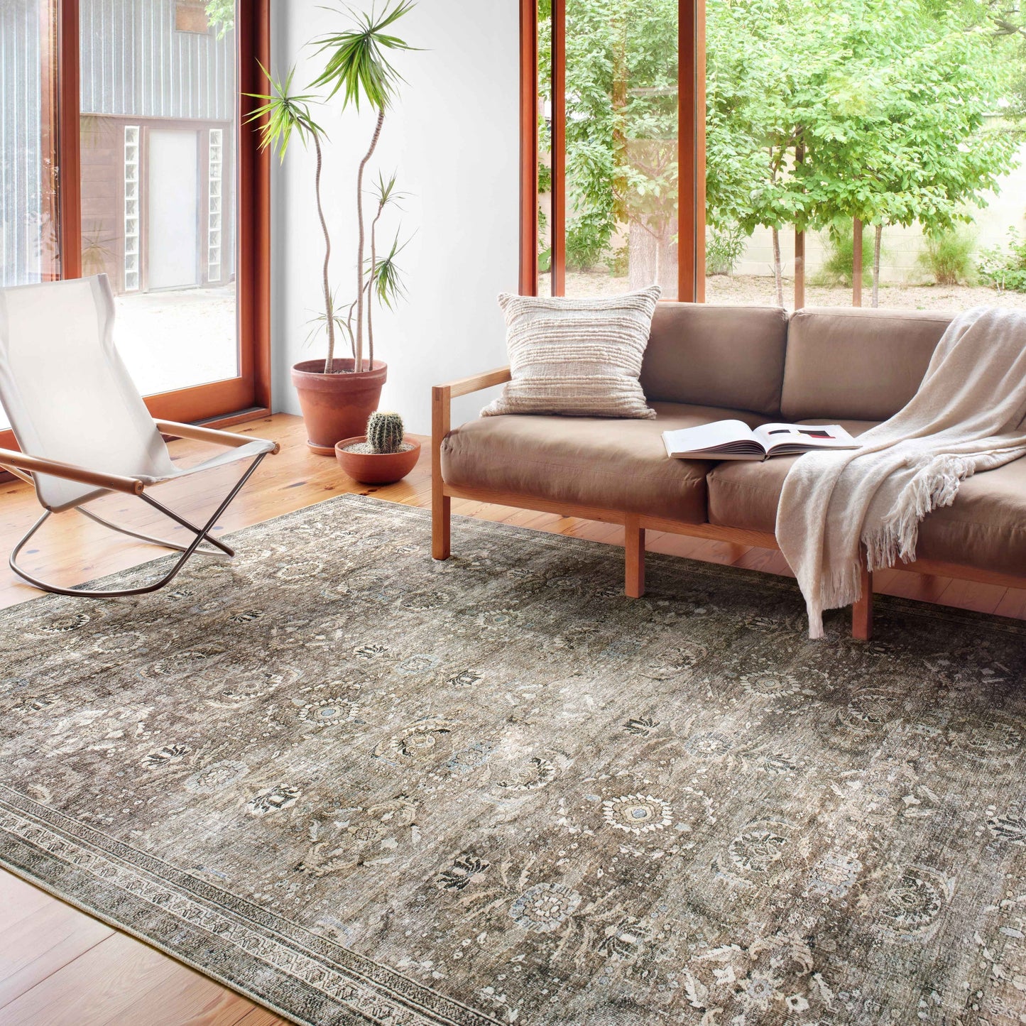 Alexander Home Isabelle Shabby Chic Vintage Distressed Printed Area Rug