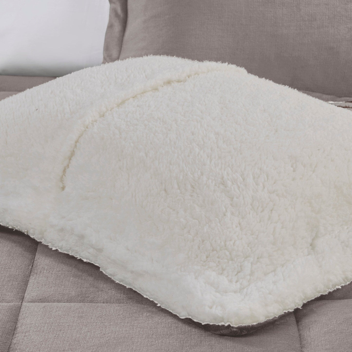 Woolrich Alton Plush to Sherpa Down Alternative Comforter Set