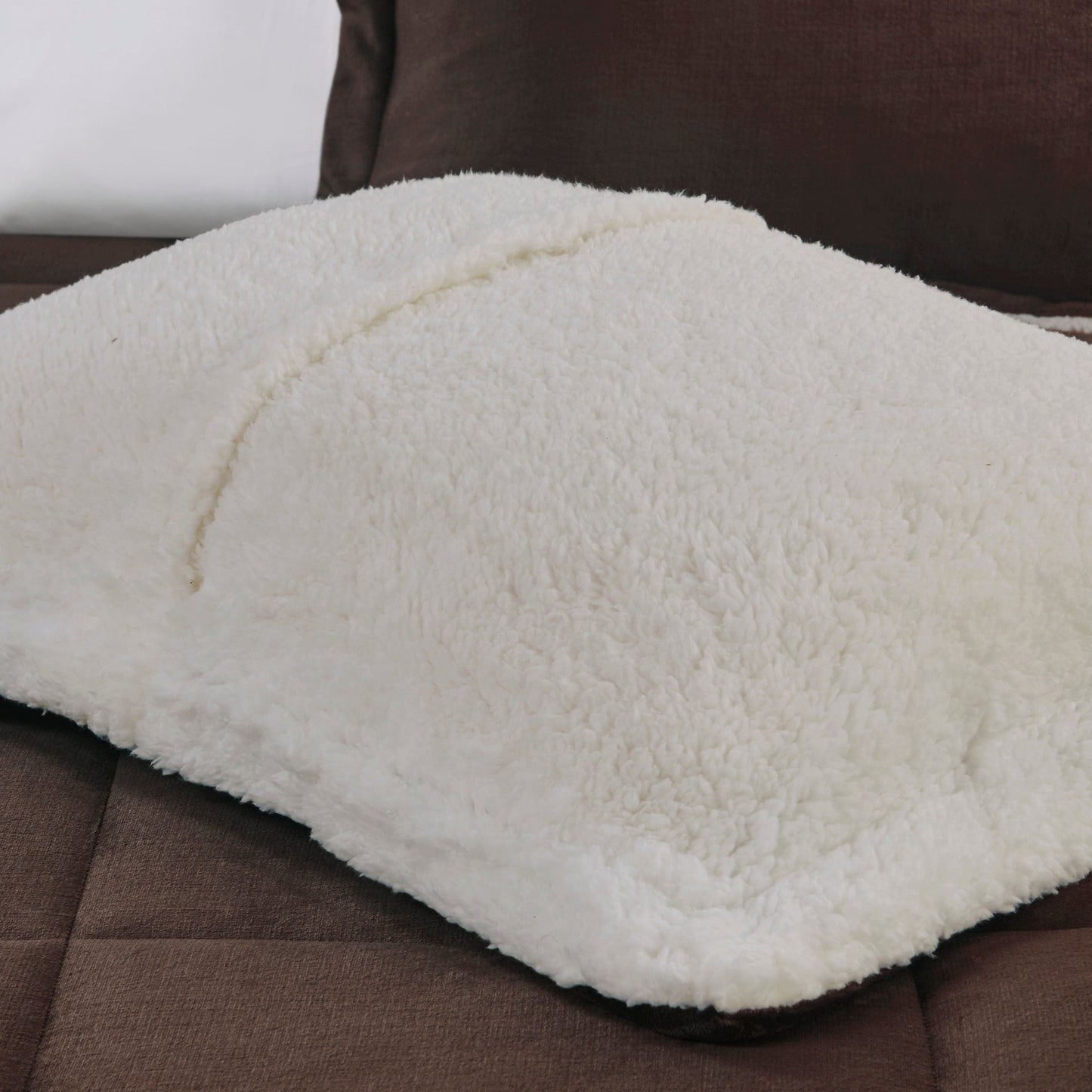 Woolrich Alton Plush to Sherpa Down Alternative Comforter Set