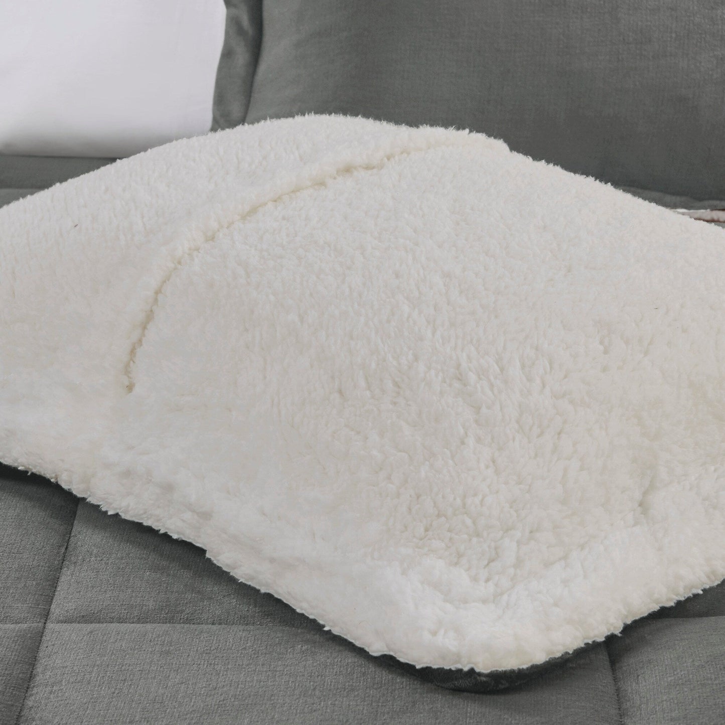 Woolrich Alton Plush to Sherpa Down Alternative Comforter Set