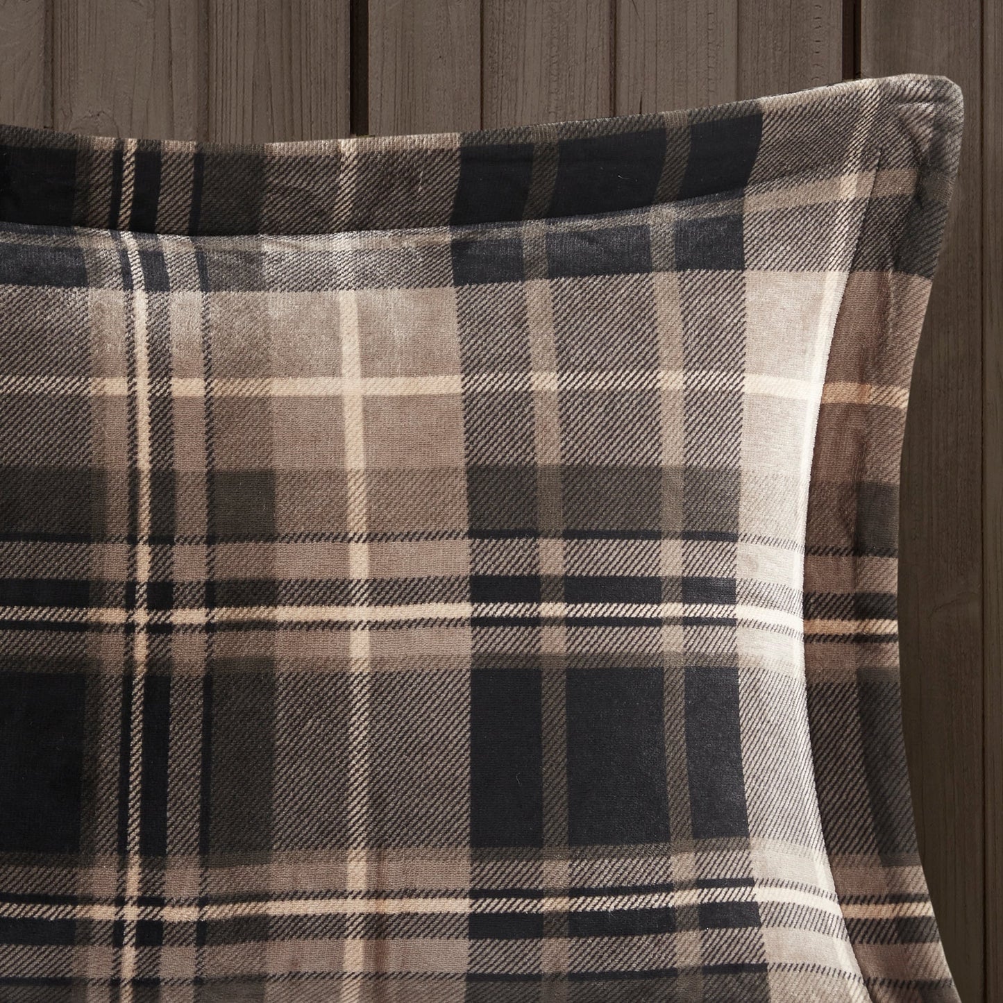 Woolrich Alton Plush to Sherpa Down Alternative Comforter Set
