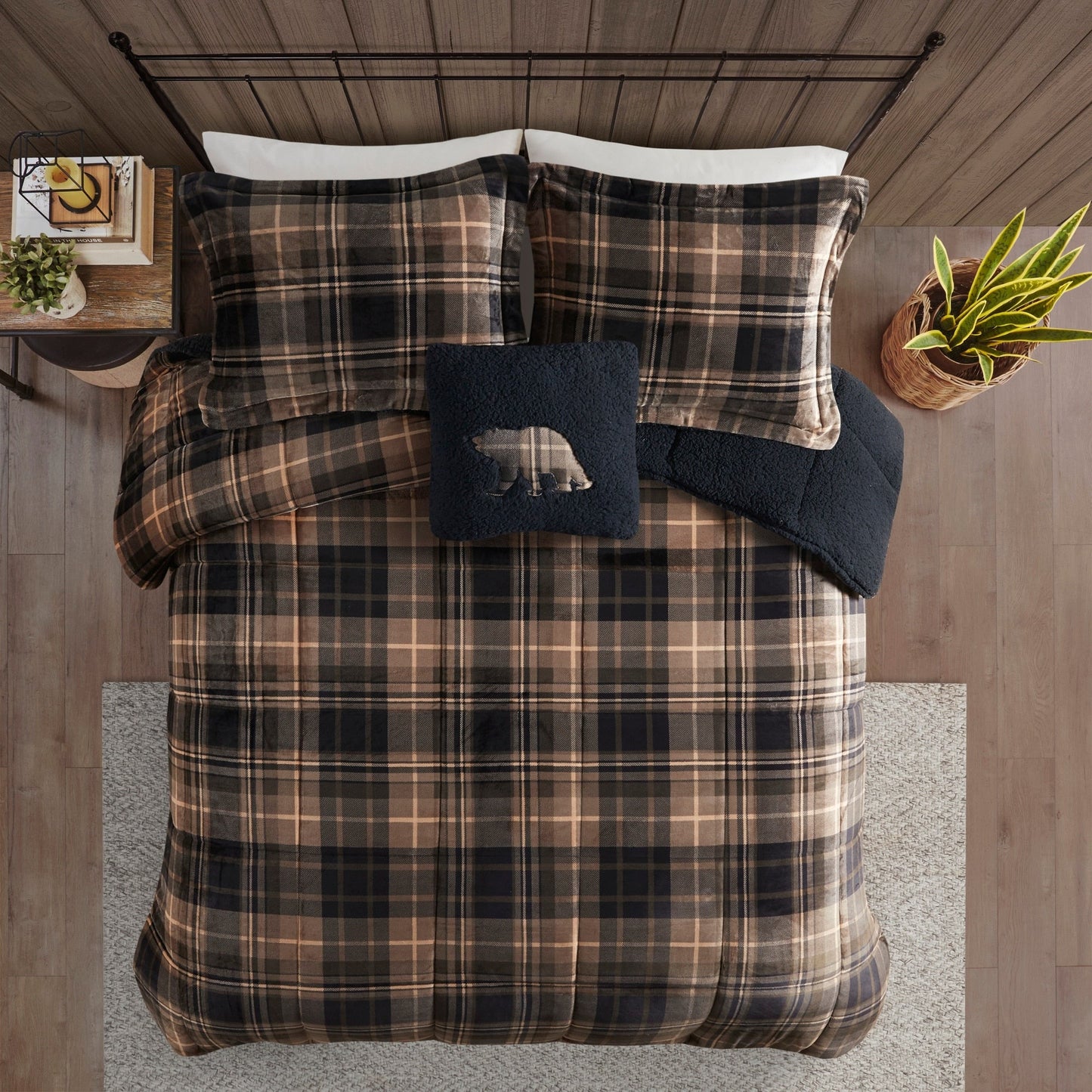 Woolrich Alton Plush to Sherpa Down Alternative Comforter Set