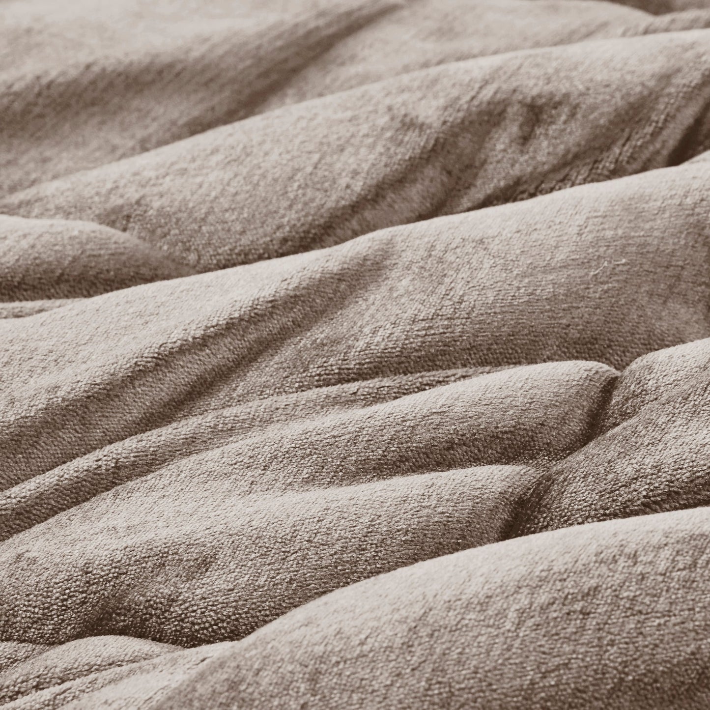 Woolrich Alton Plush to Sherpa Down Alternative Comforter Set