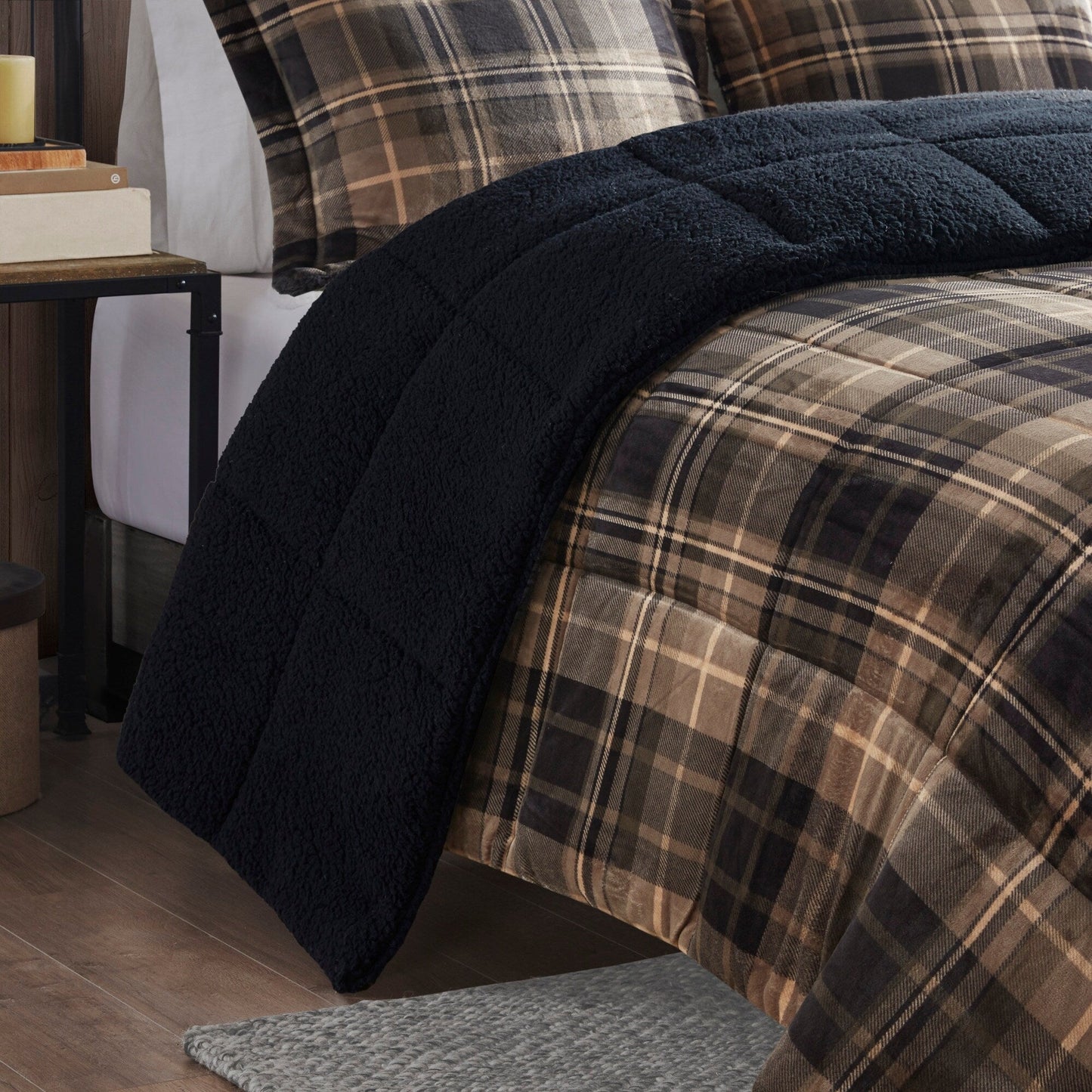 Woolrich Alton Plush to Sherpa Down Alternative Comforter Set