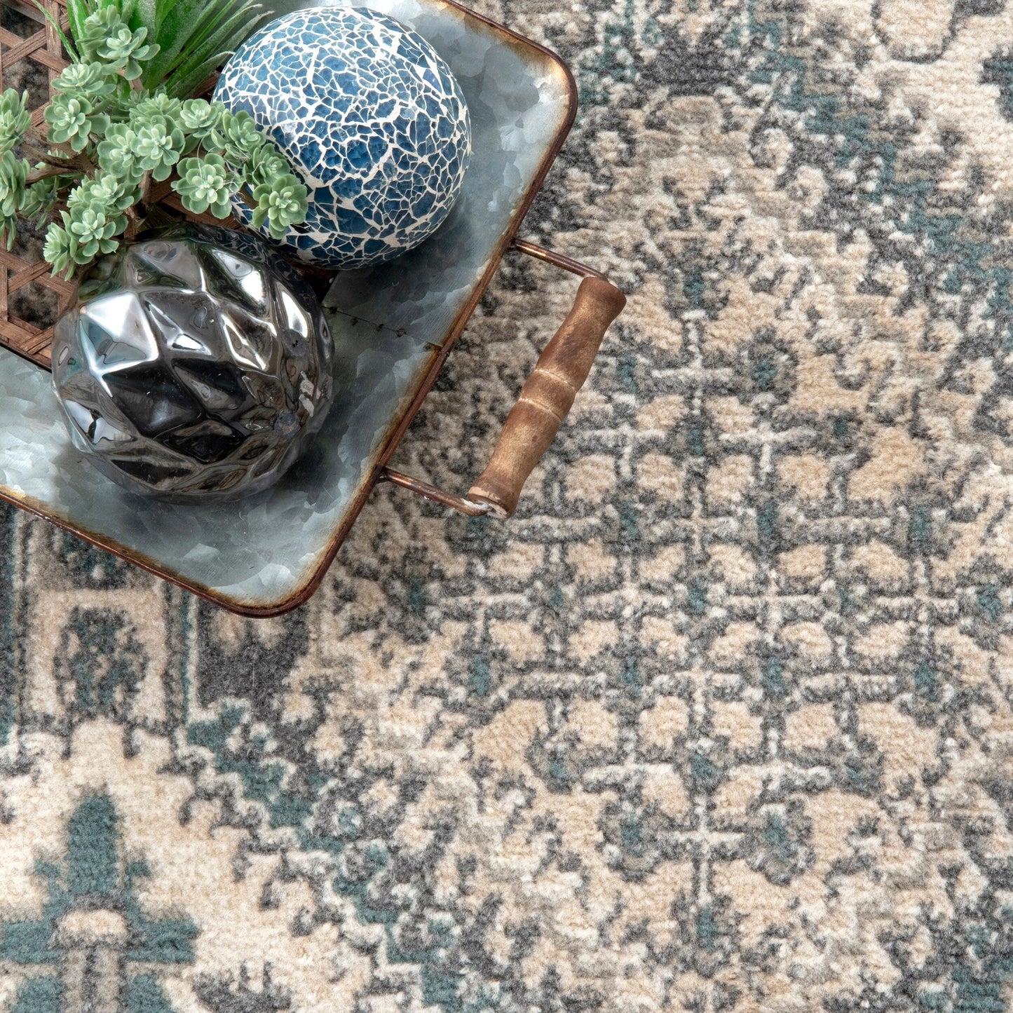 Nuloom Becca Traditional Tiled Area Rug