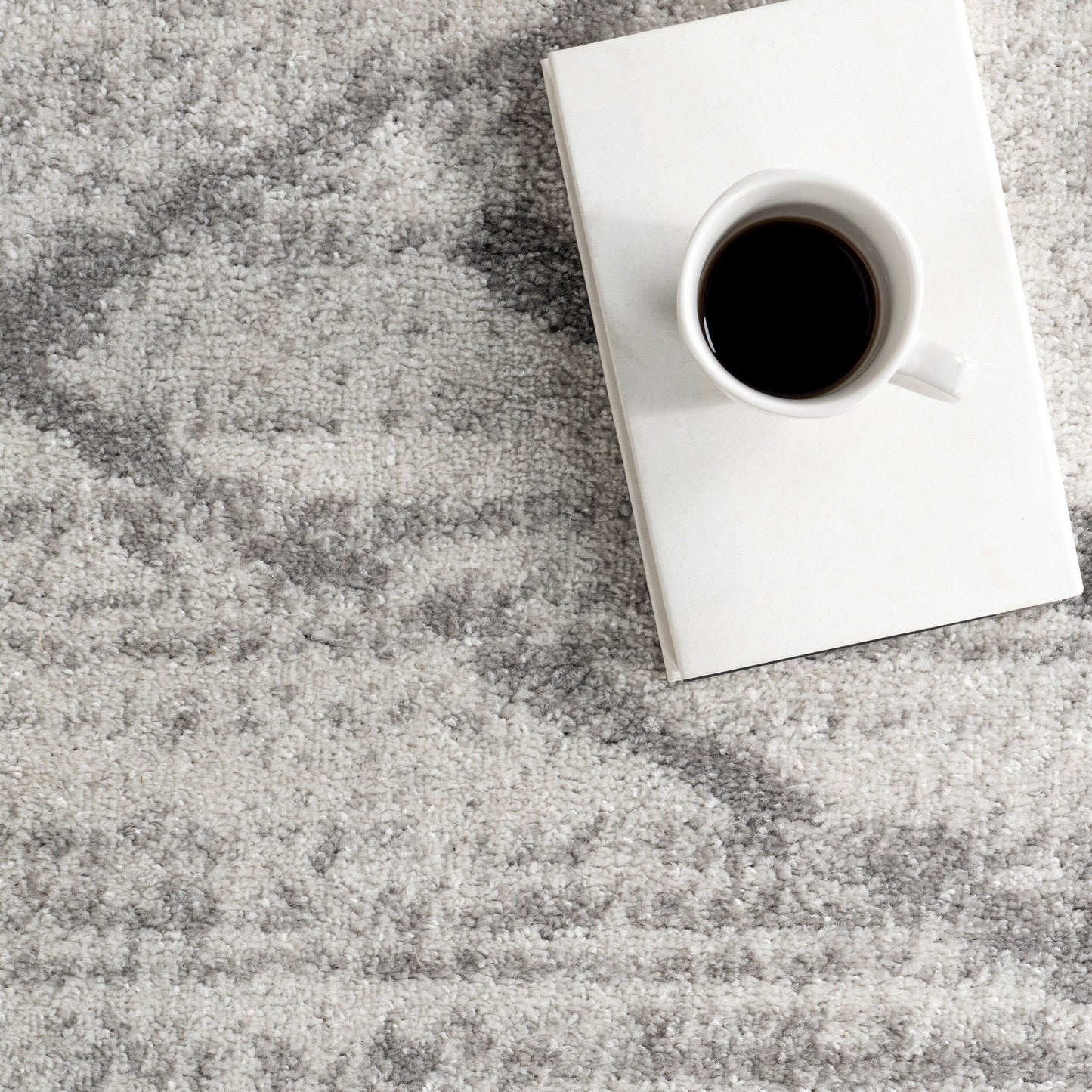 Nuloom Skylar Modern Abstract Area Rug