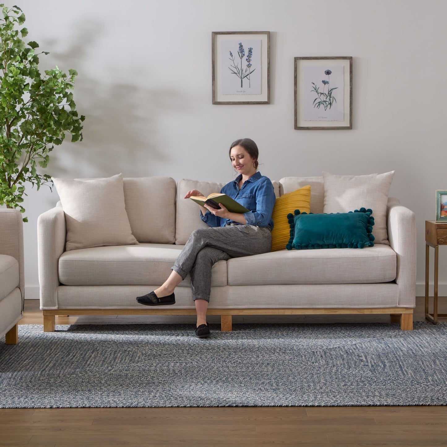 Canapé Brookside Kay avec base en bois rembourrée