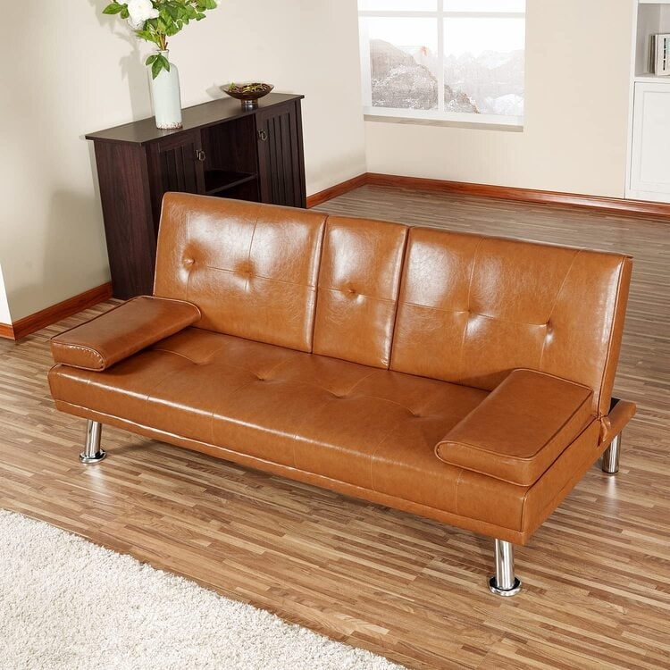 Collection ultime de canapés futons : canapé futon avec accoudoirs et porte-gobelets, canapé capitonné à boutons avec pieds en bois
