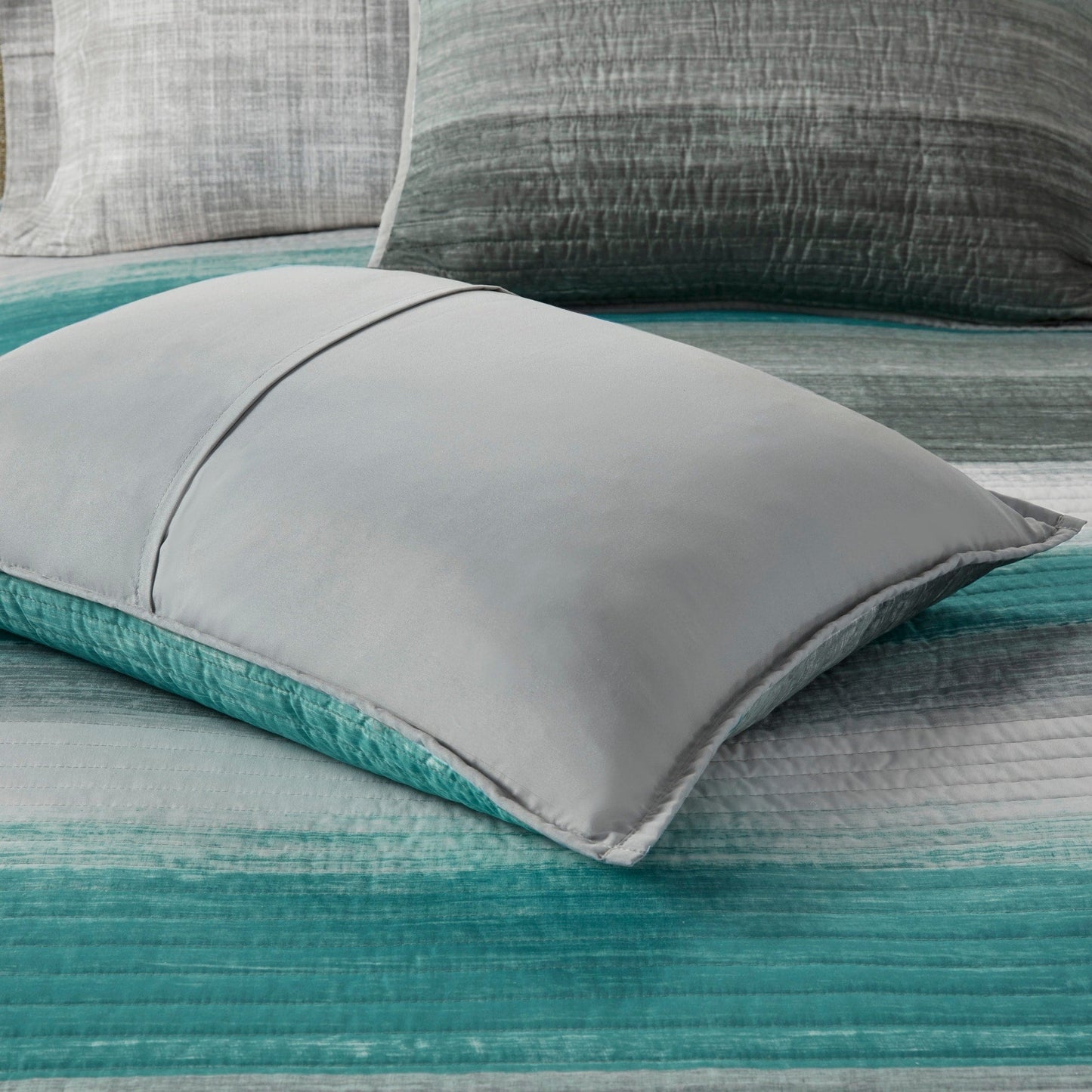 Madison Park Essentials Barret Quilt Set with Cotton Bed Sheets