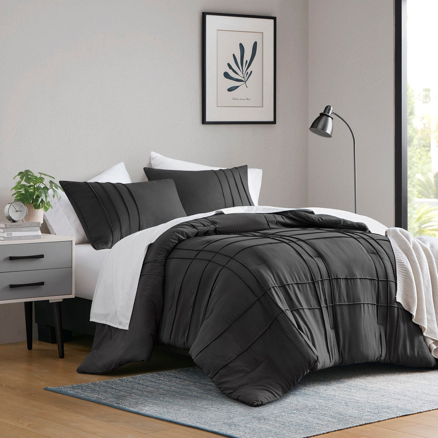 Chelsea Square Evans Pinch Pleated Soft Washed Boho Comforter Set