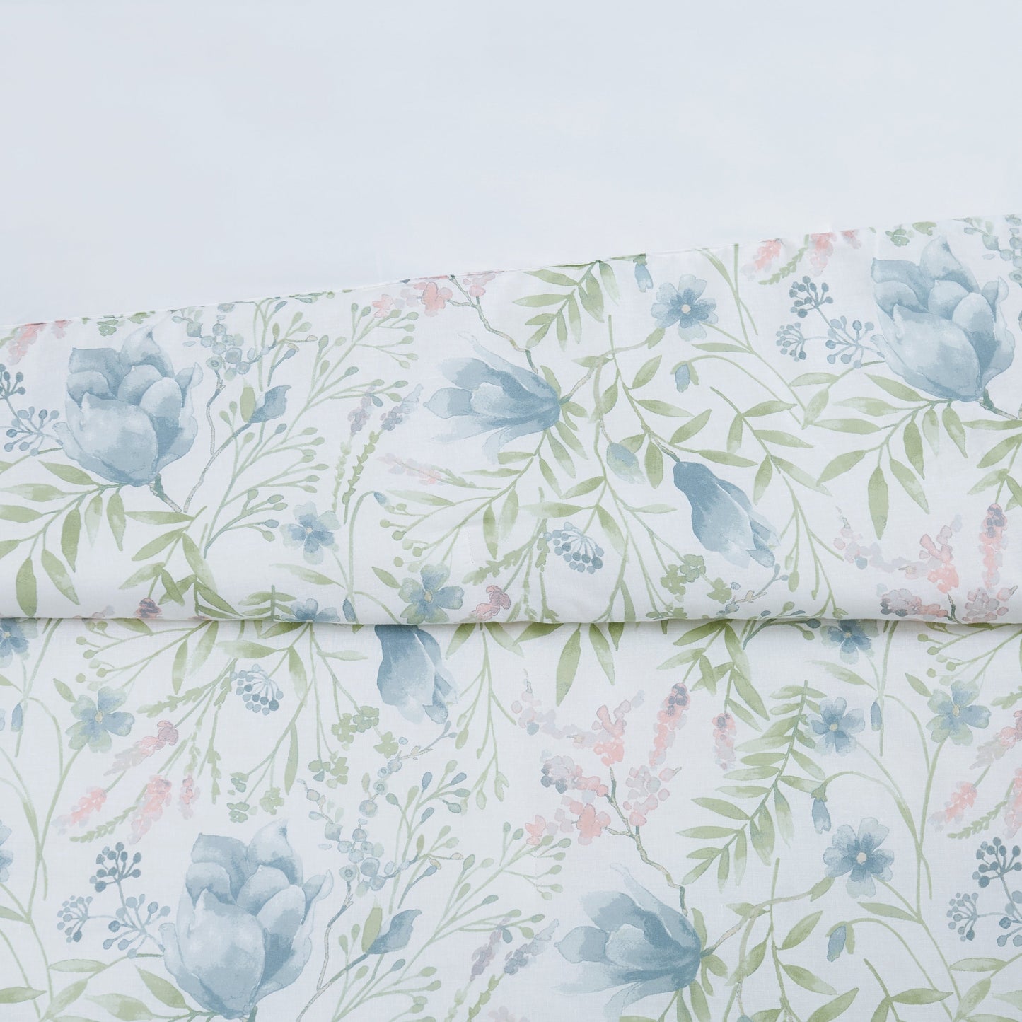 Cottage Classics Field Floral 3 Piece Comforter Set