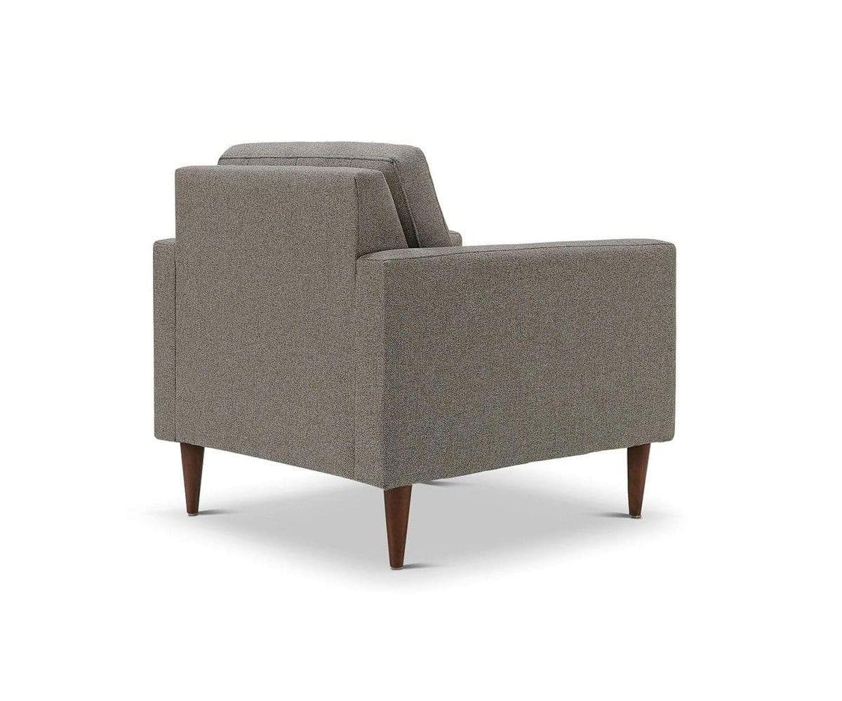 Chaise Everly