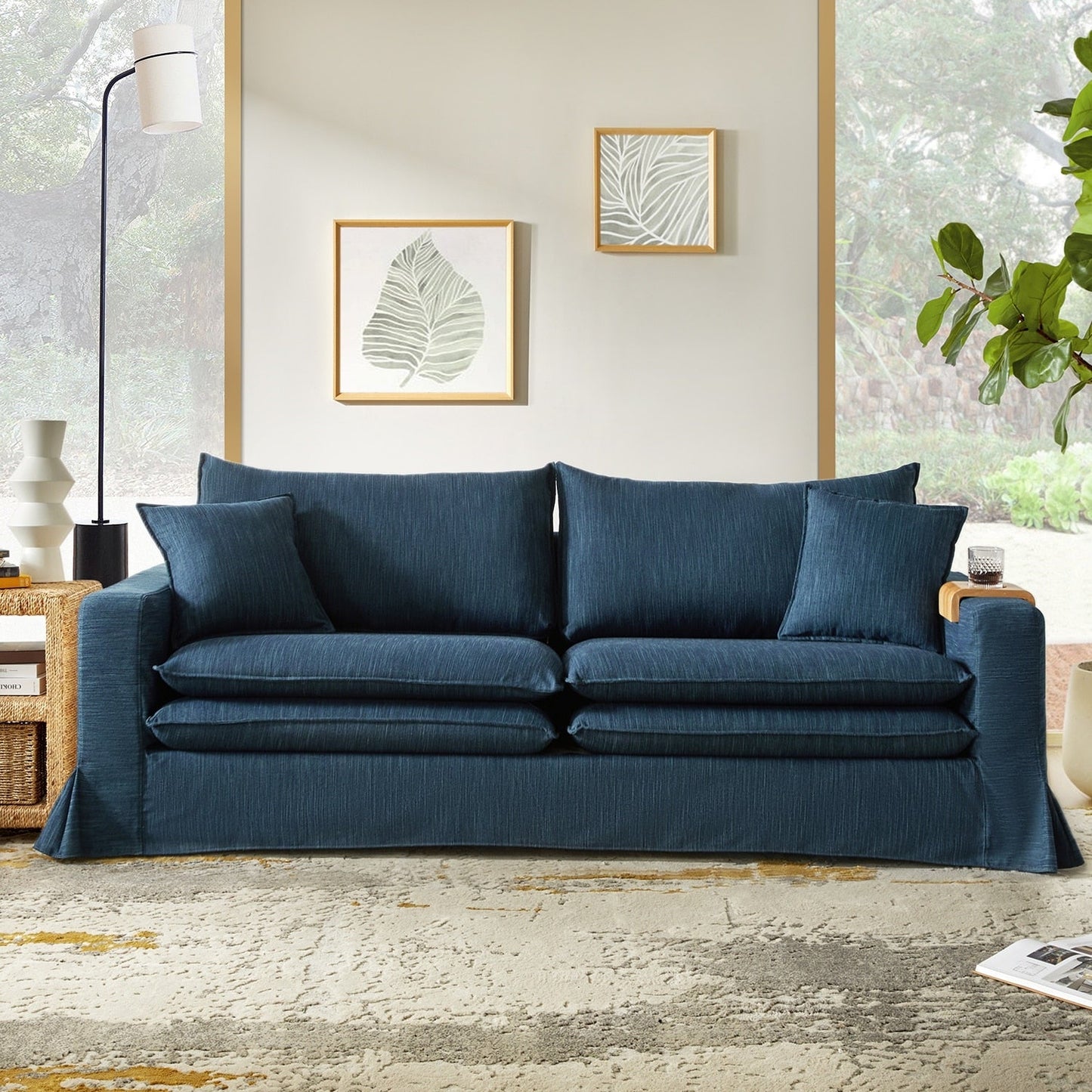 Canapé moderne Elias avec porte-gobelet et coussins réversibles par HULALA HOME