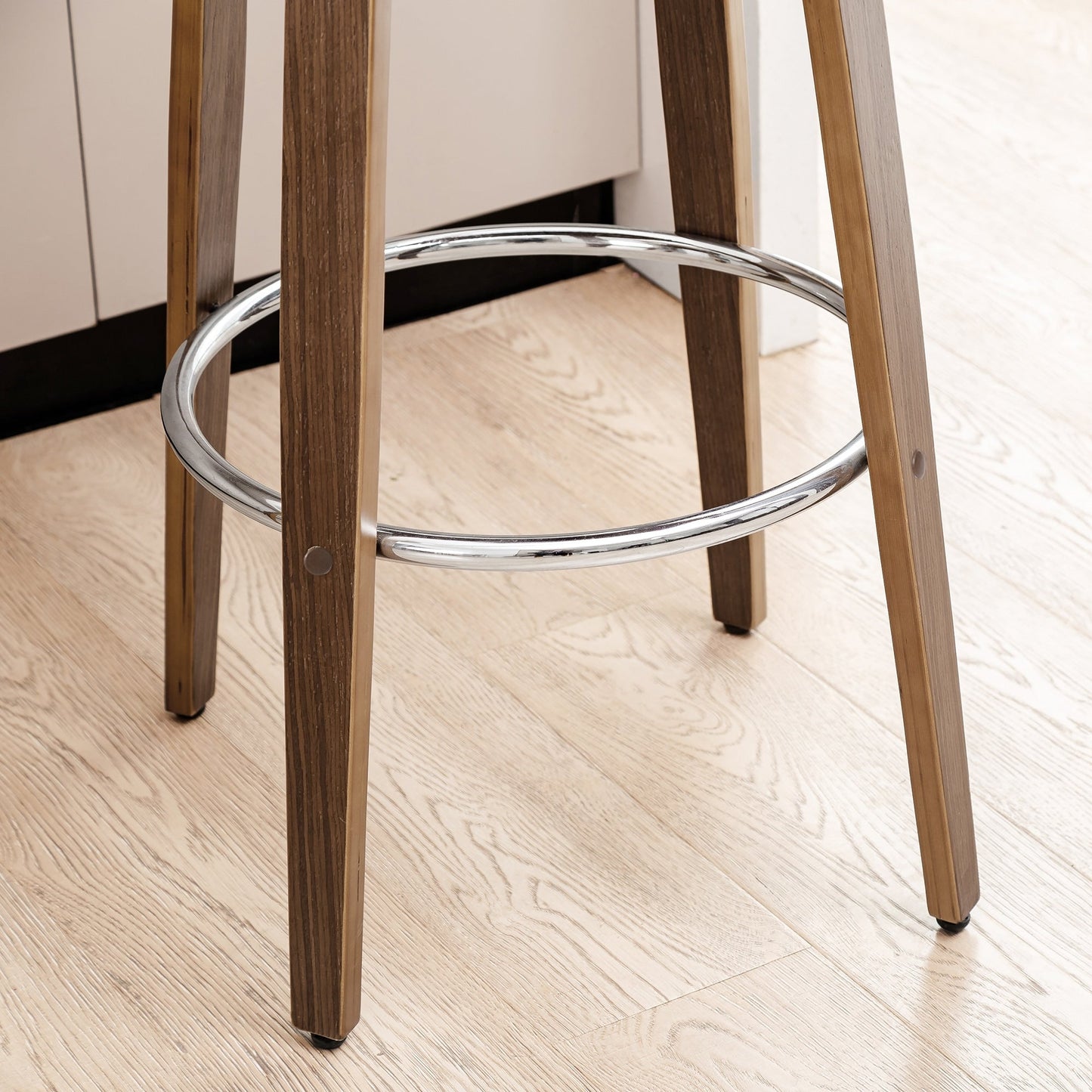 Glitzhome Set of 2 or 4 Modern Counter & Bar Height Wooden Swivel Bar Stools