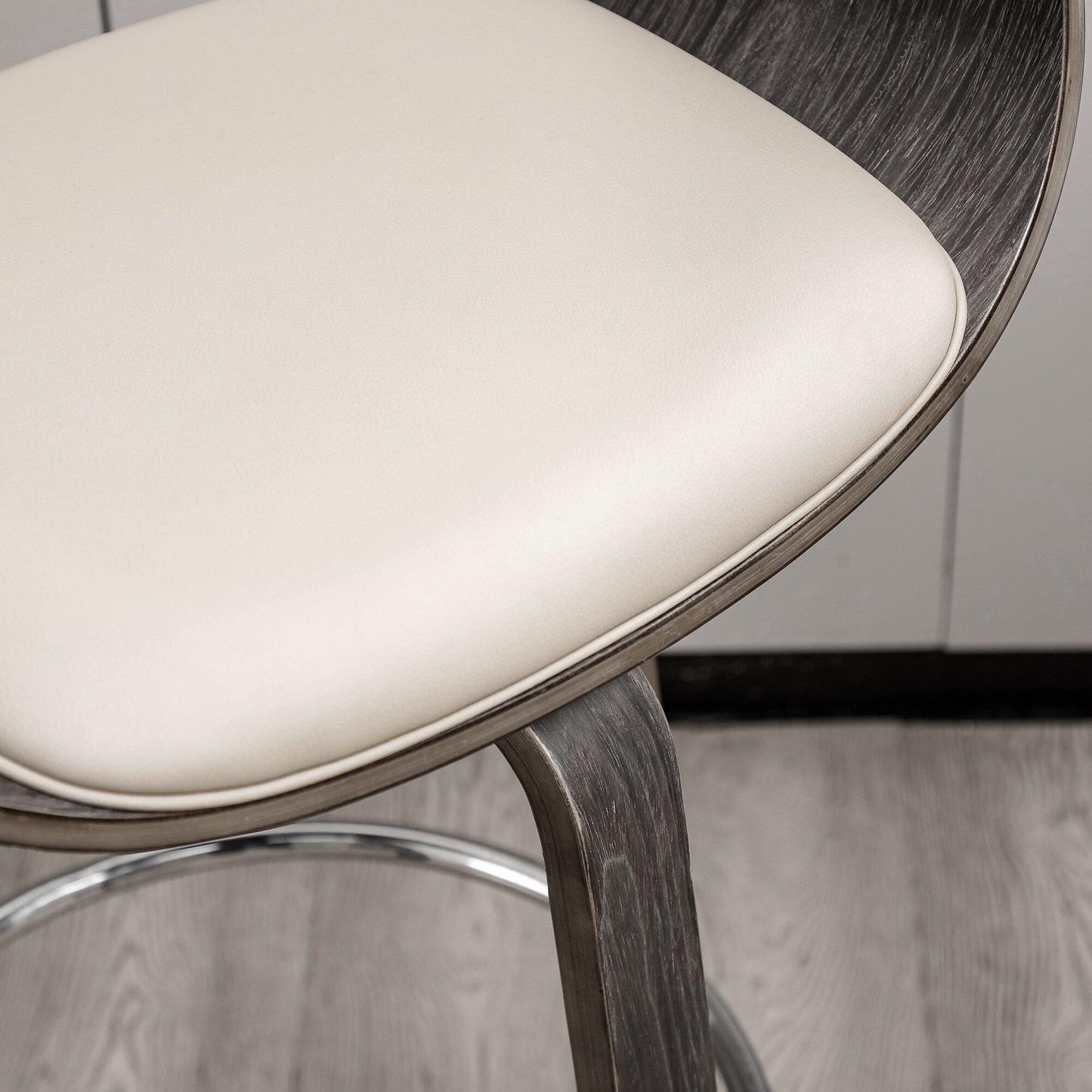 Glitzhome Set of 2 or 4 Modern Counter & Bar Height Wooden Swivel Bar Stools