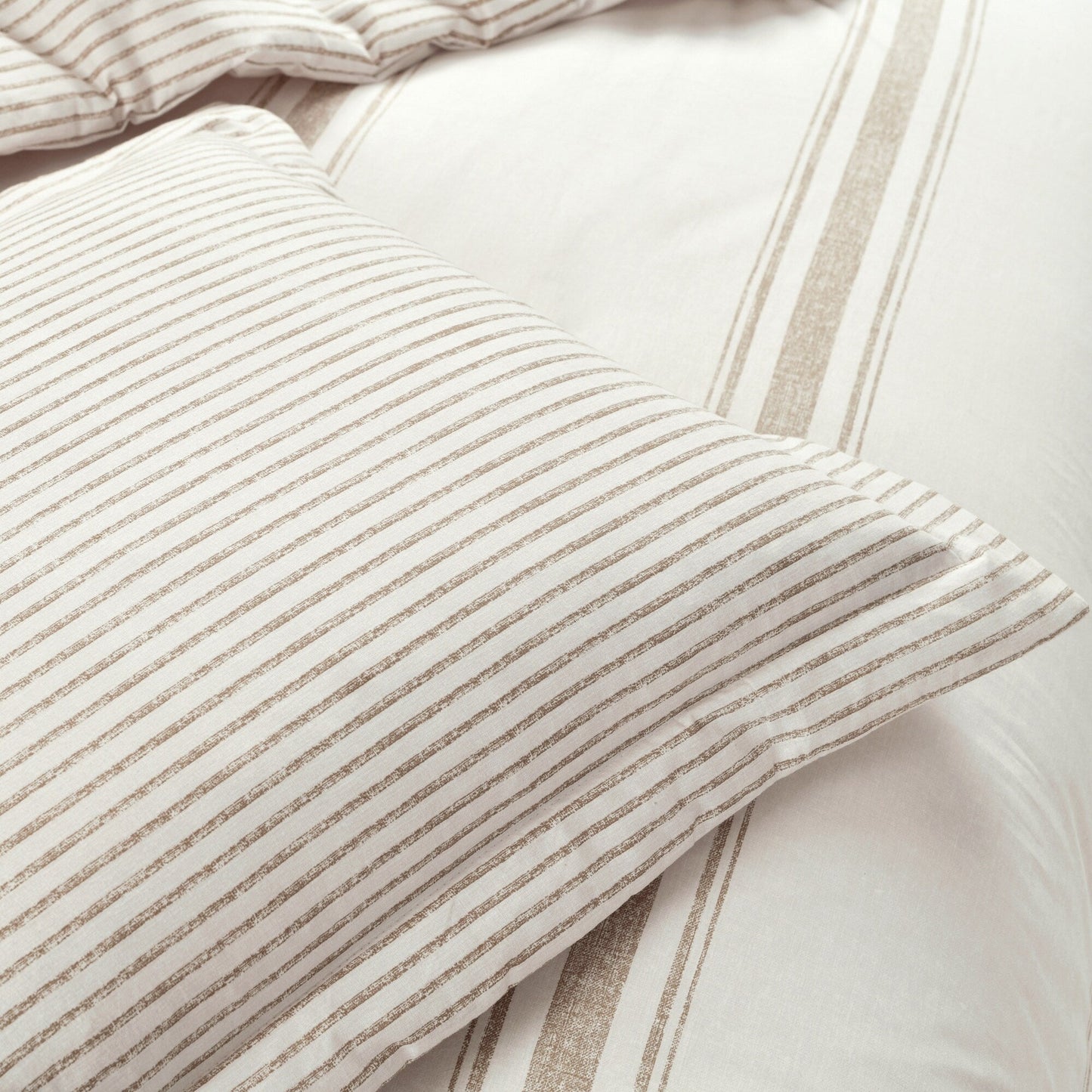 Lush Decor Farmhouse Stripe 3 Piece Duvet Cover Set