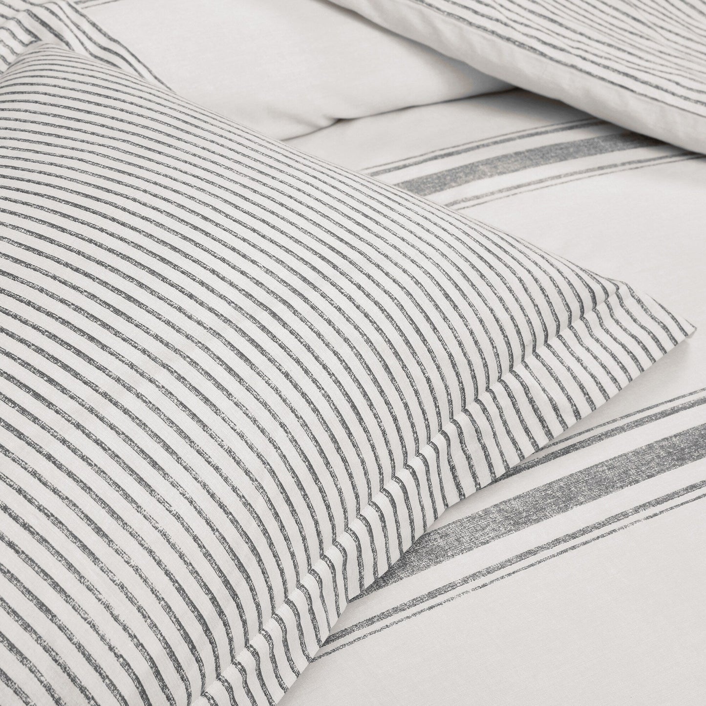 Lush Decor Farmhouse Stripe 3 Piece Duvet Cover Set