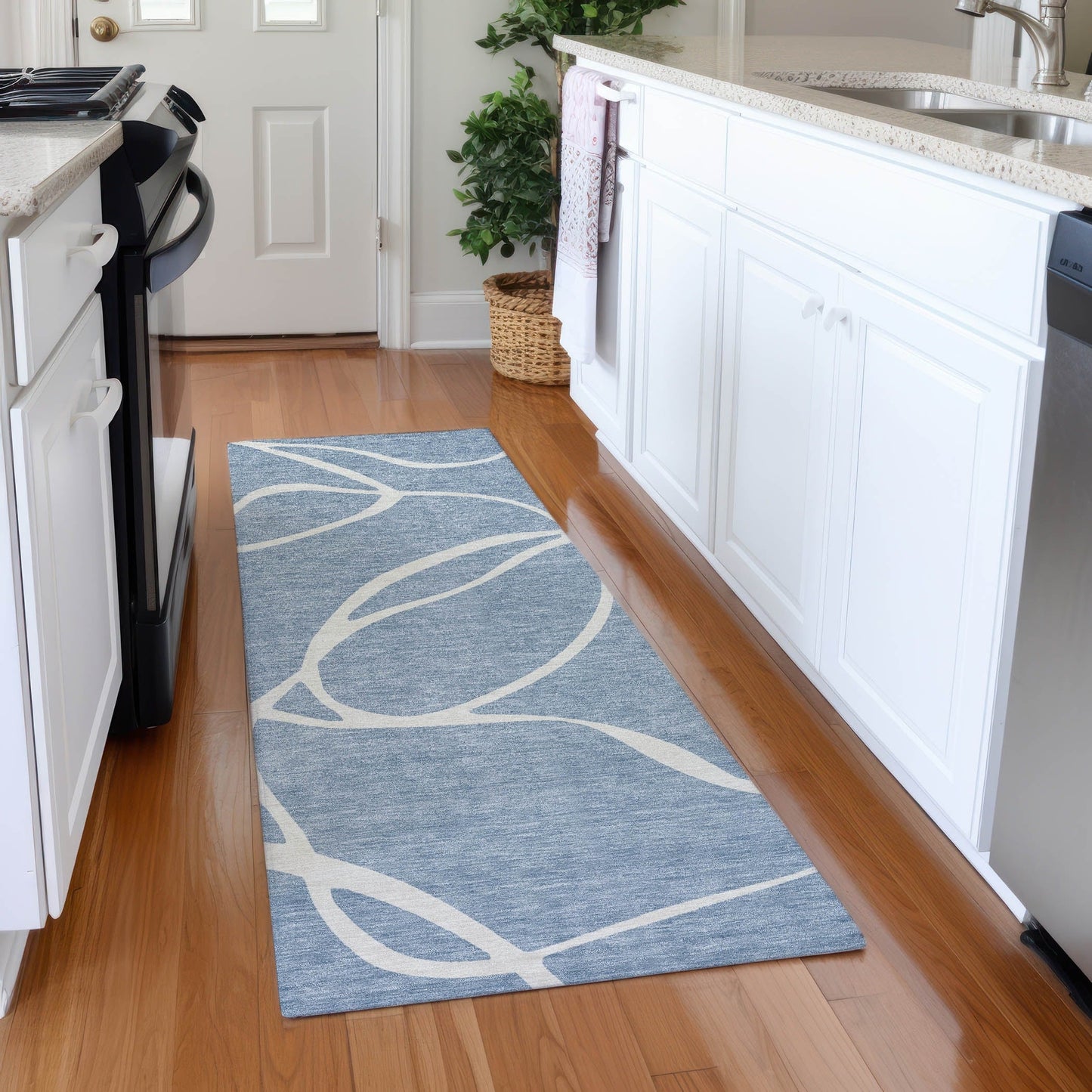 Machine Washable Indoor/ Outdoor Abstract Modern Chantille Rug