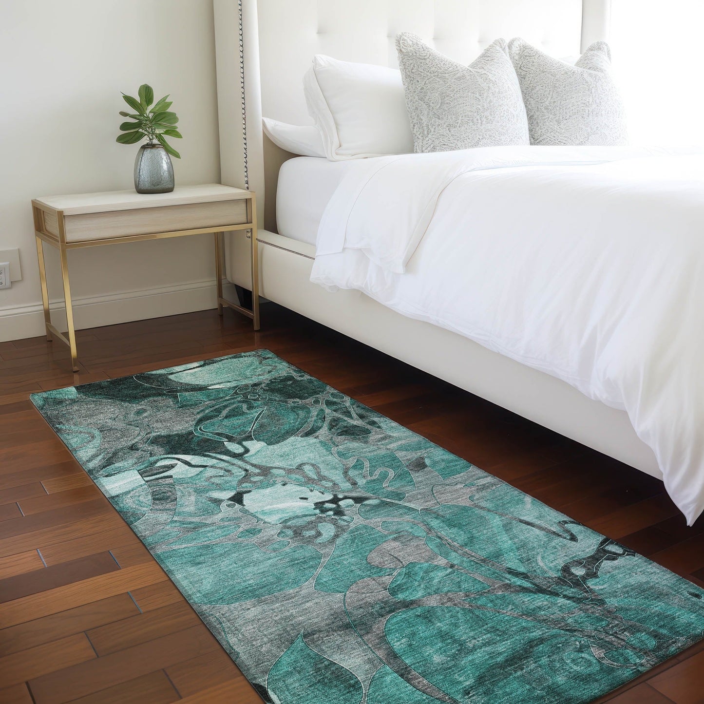 Machine Washable Indoor/ Outdoor Modern Floral Chantille Rug