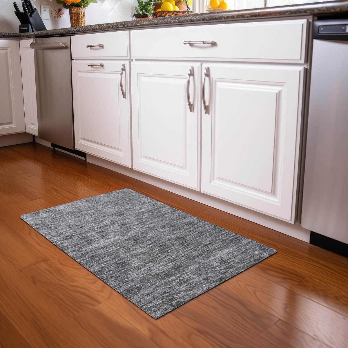 Machine Washable Indoor/ Outdoor Ombre Damask Chantille Rug