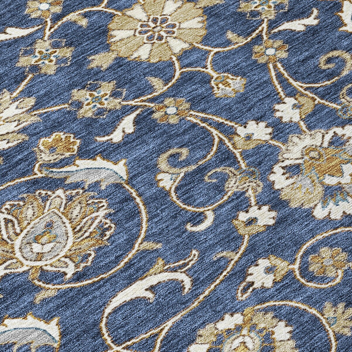 Machine Washable Indoor/ Outdoor Traditional KashanChantille Rug
