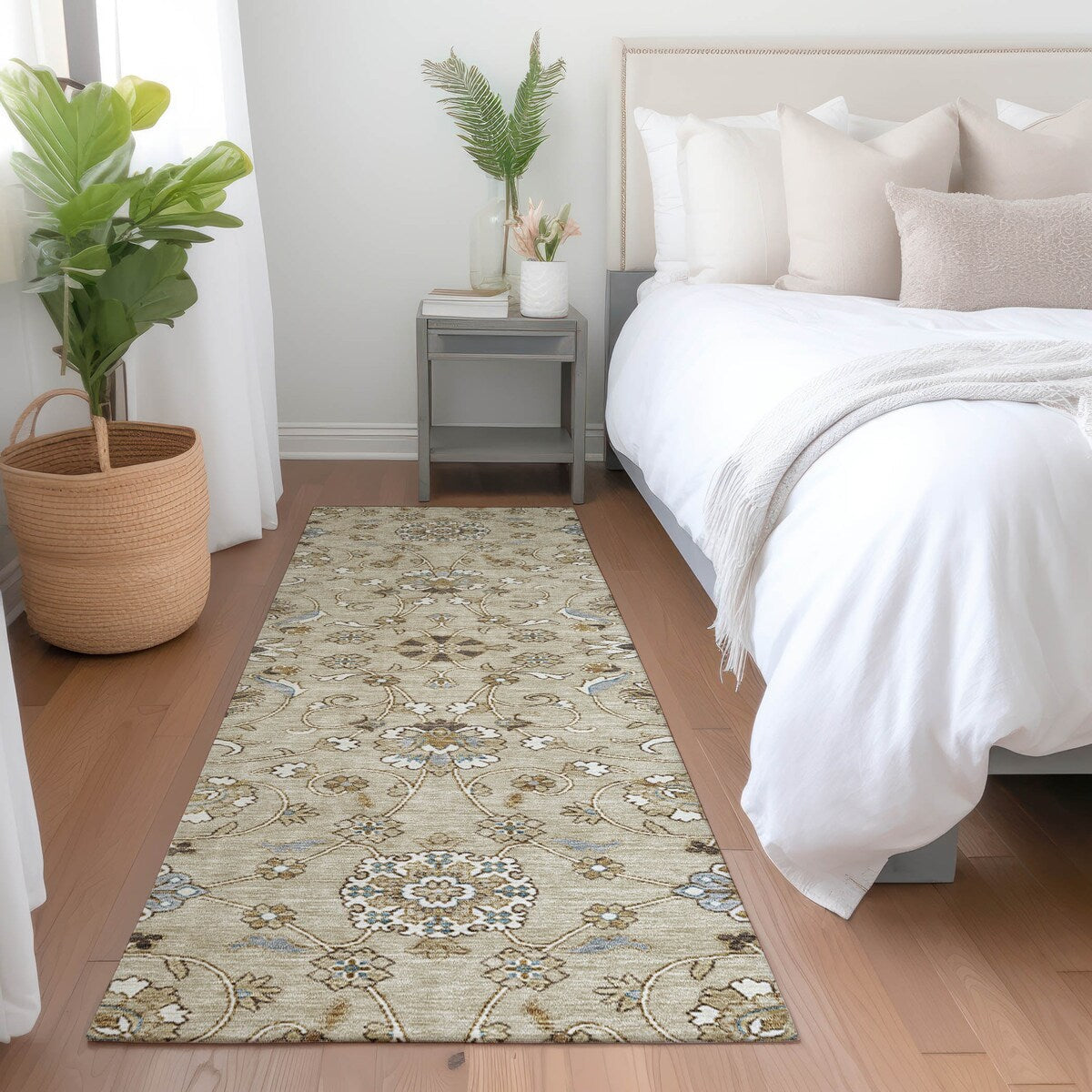 Machine Washable Indoor/ Outdoor Traditional KashanChantille Rug