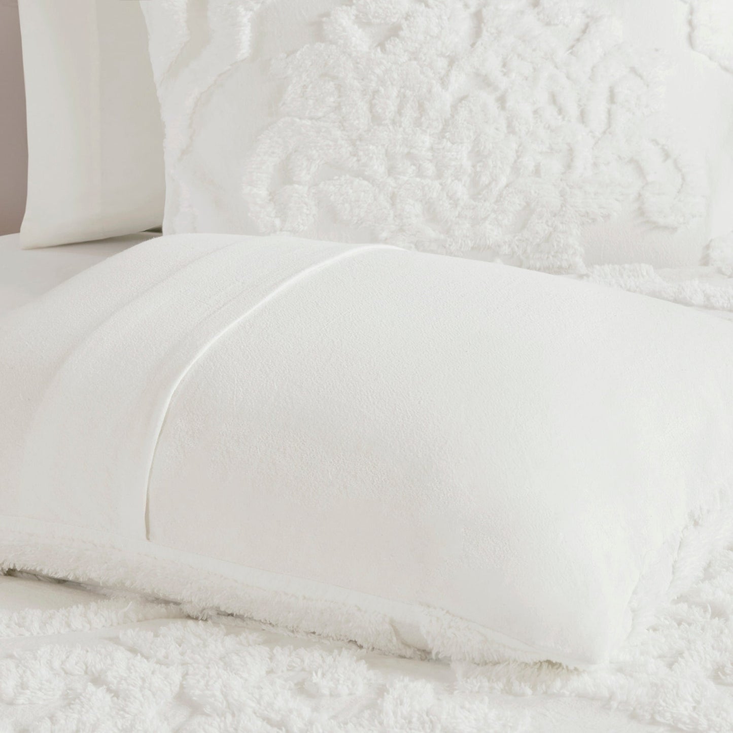 Madison Park Aeriela Tufted Cotton Chenille Damask Comforter Set