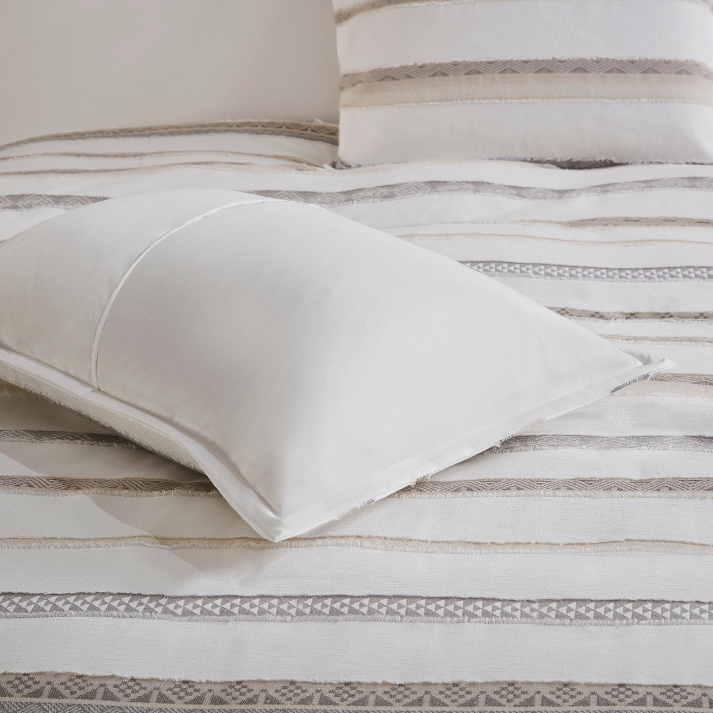 Madison Park Langley 3 Piece Clipped Jacquard Duvet Cover Set (Insert Excluded)