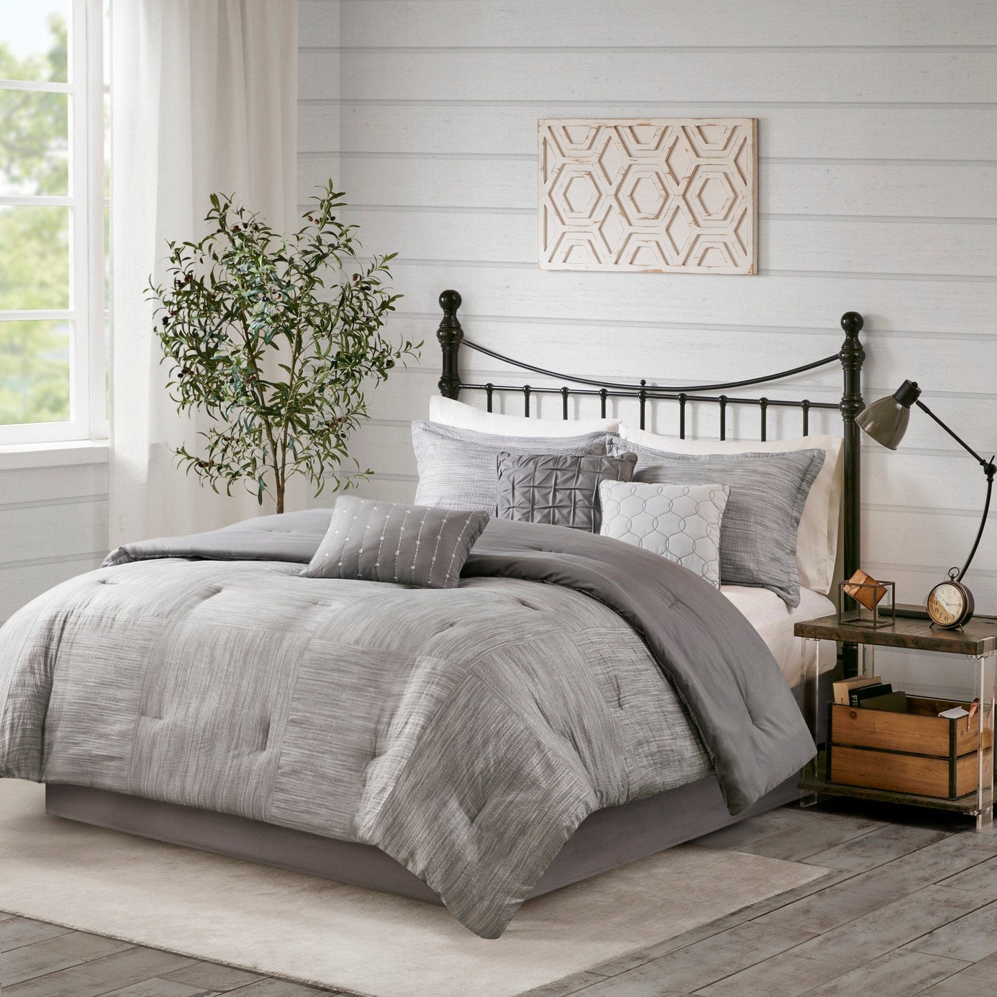 Madison Park Clayton 7 Piece Printed Seersucker Comforter Set