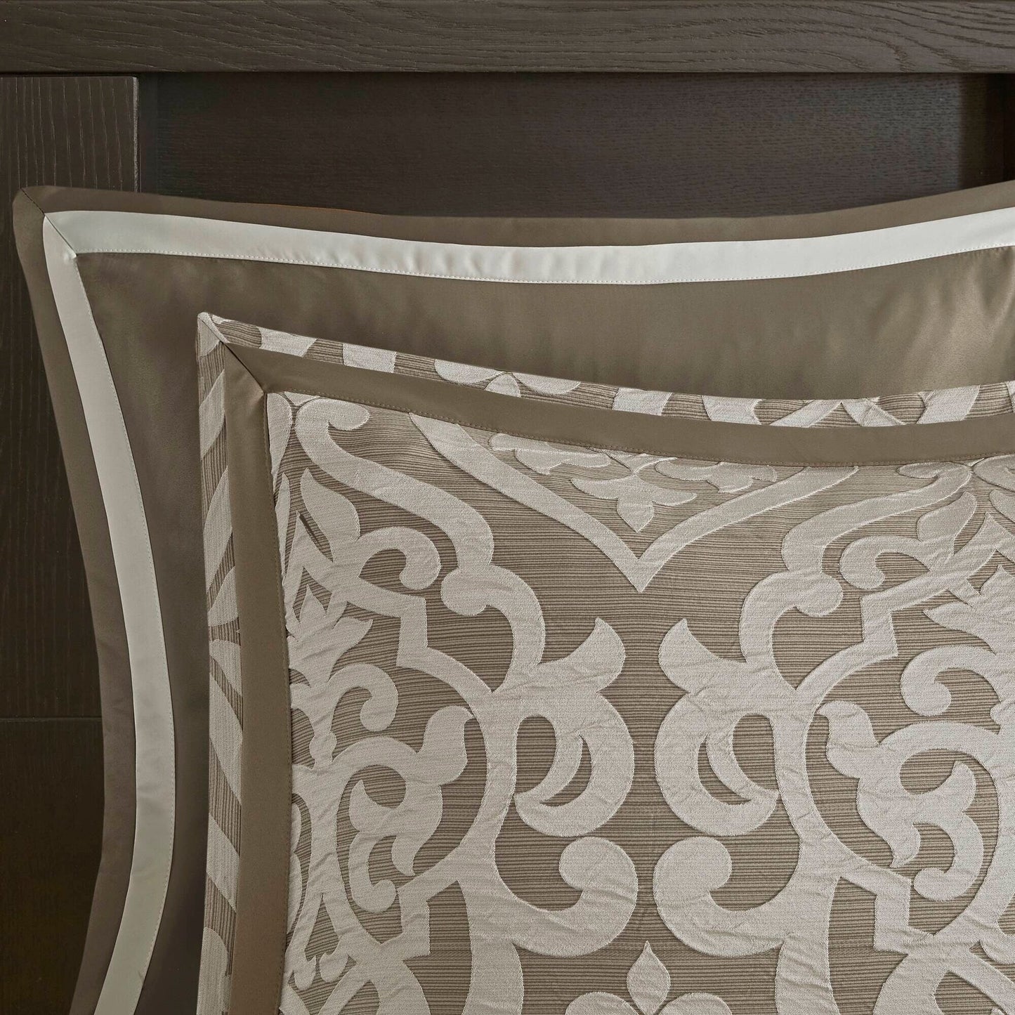 Madison Park Dillon 8 Piece Jacquard Comforter Set