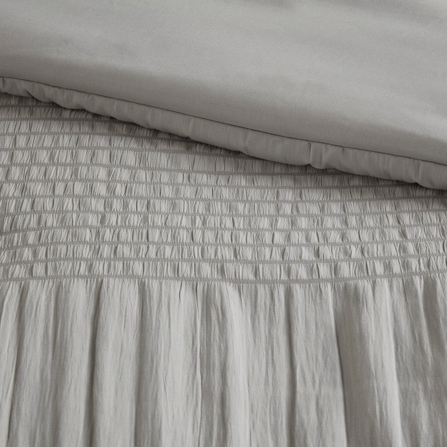 Madison Park Essentials Cirrus Complete Comforter Set with Bed Sheets