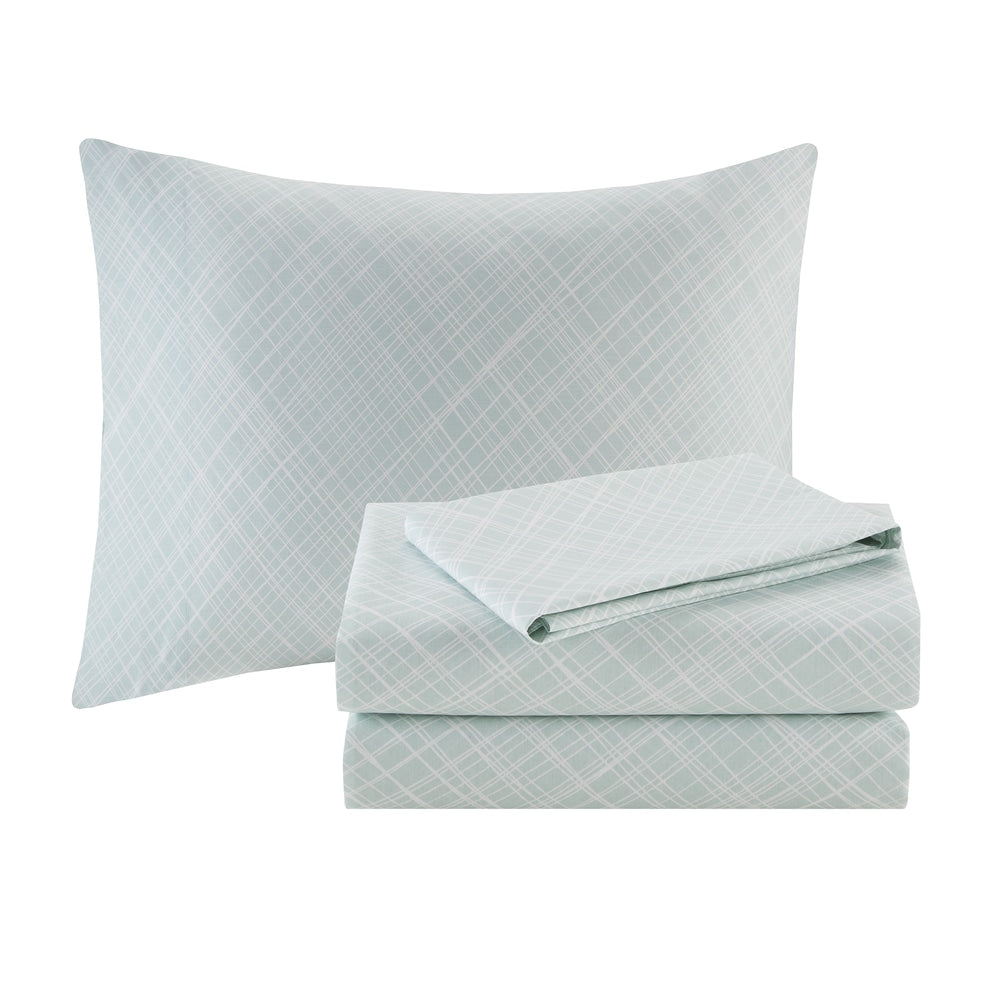 Madison Park Essentials Pelham Bay Coral/ Green Comforter Set with Cotton Bed Sheets