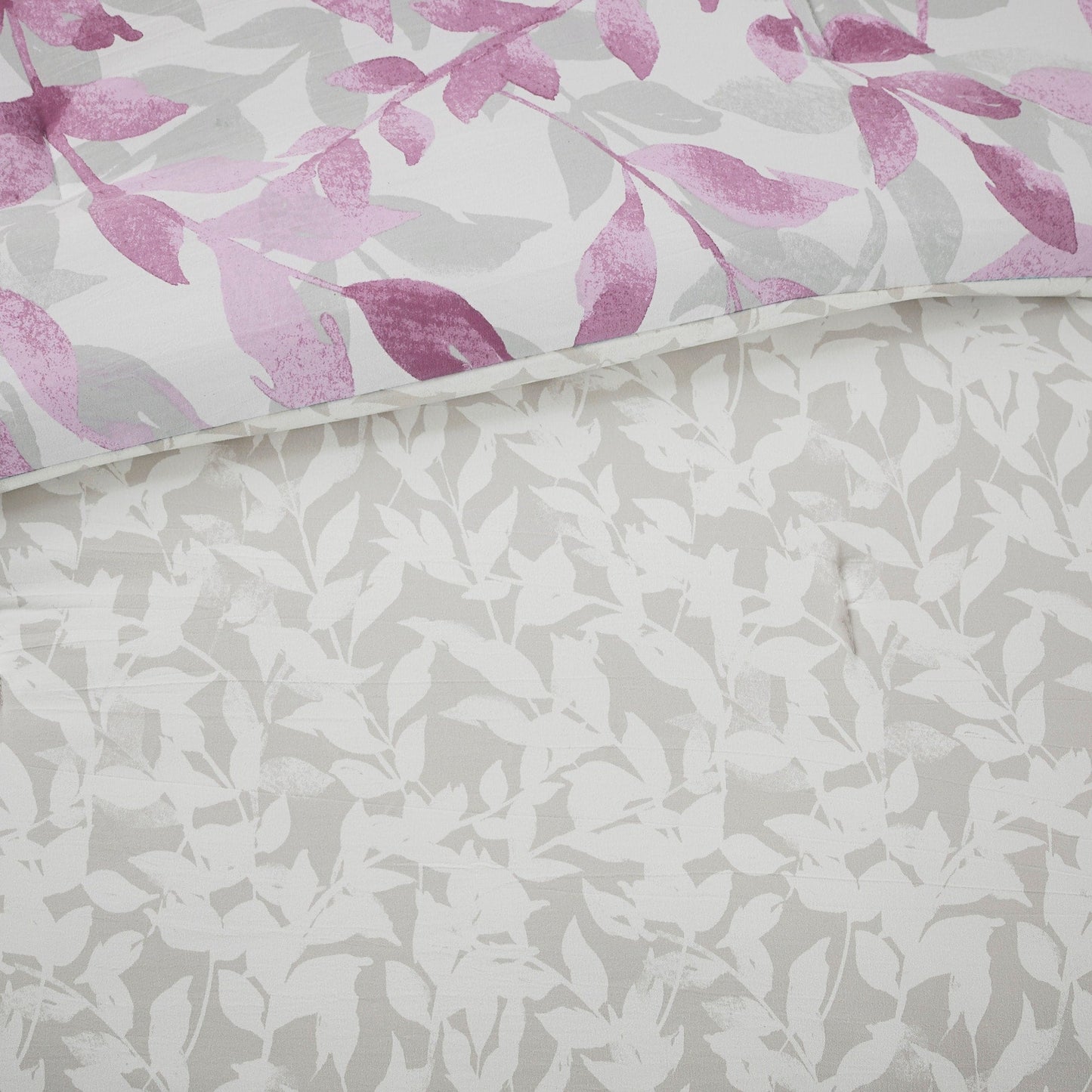Madison Park Essentials Thelma Reversible Comforter Set with Bed Sheets