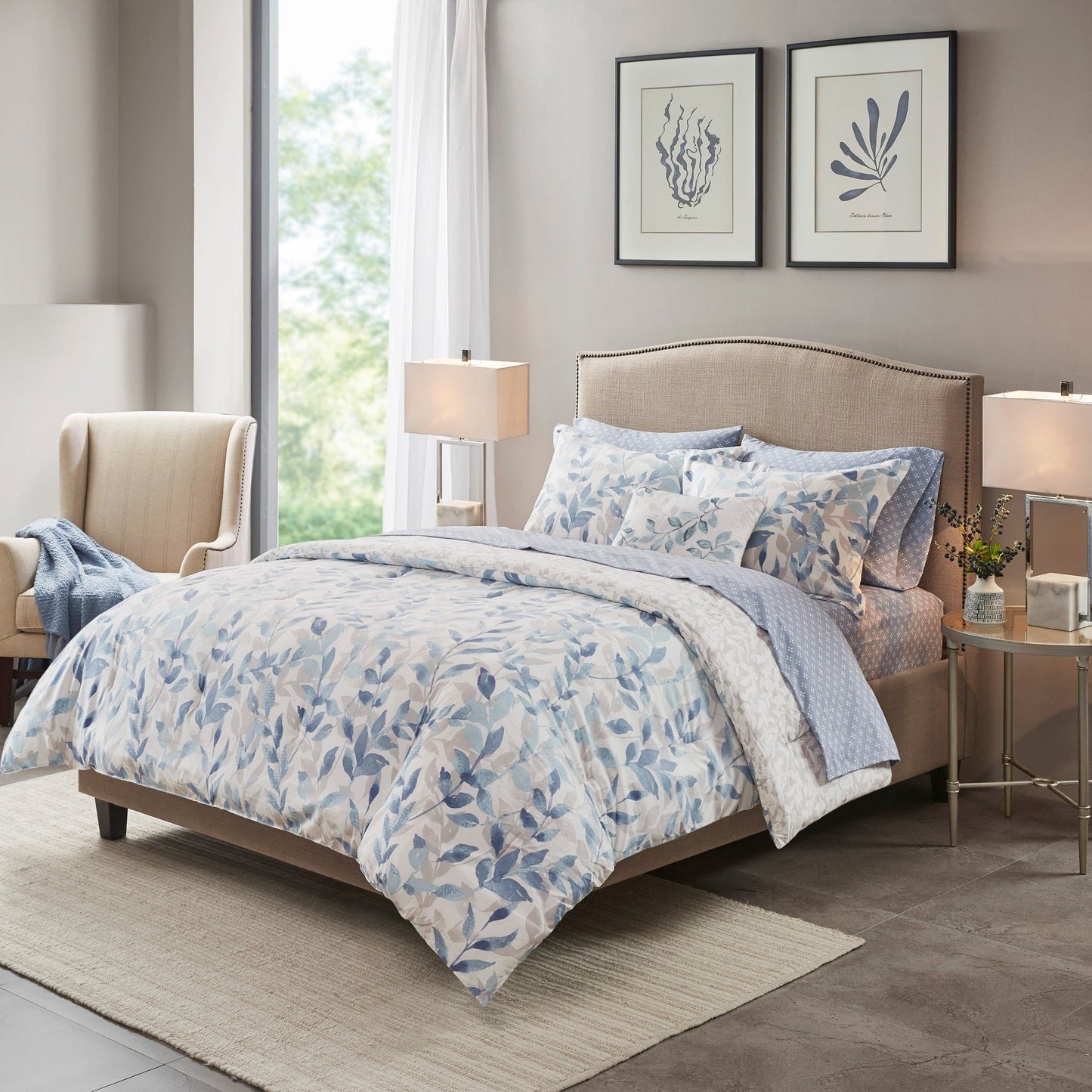 Madison Park Essentials Thelma Reversible Comforter Set with Bed Sheets
