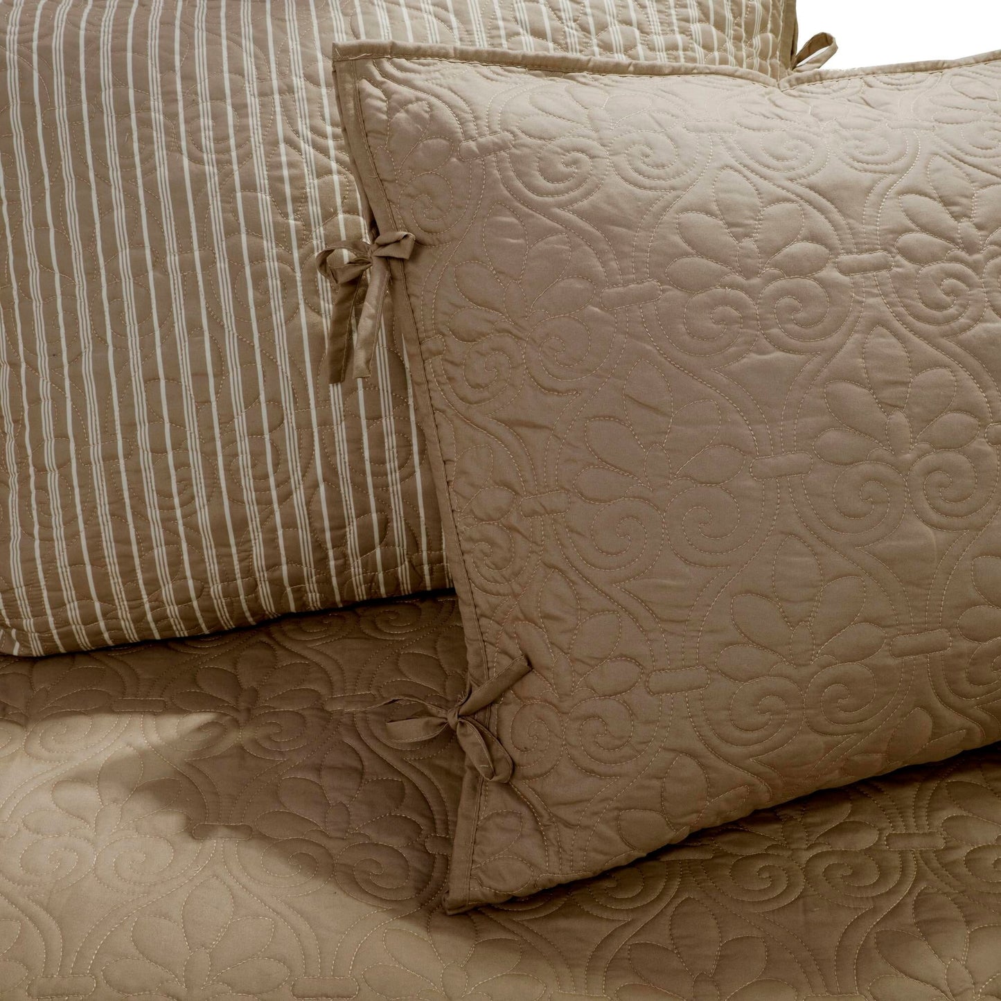 Madison Park Mansfield 6 Piece Reversible Daybed Cover Set
