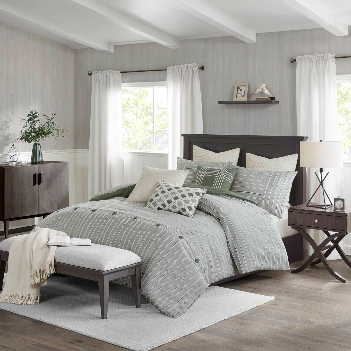 Madison Park Signature Essence Oversized Cotton Clipped Jacquard Comforter Set with Euro Shams and Throw Pillows