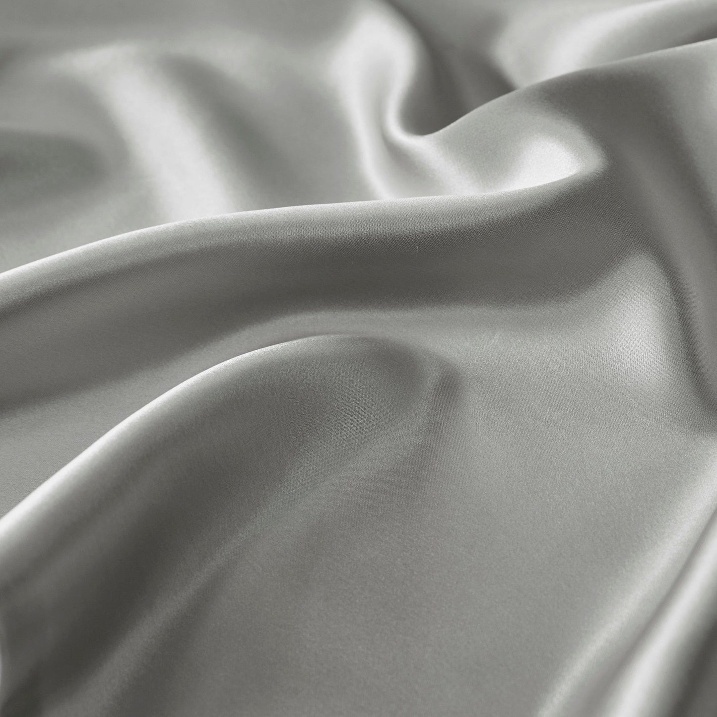 Madison Park Silk 100% Mulberry Single Pillowcase