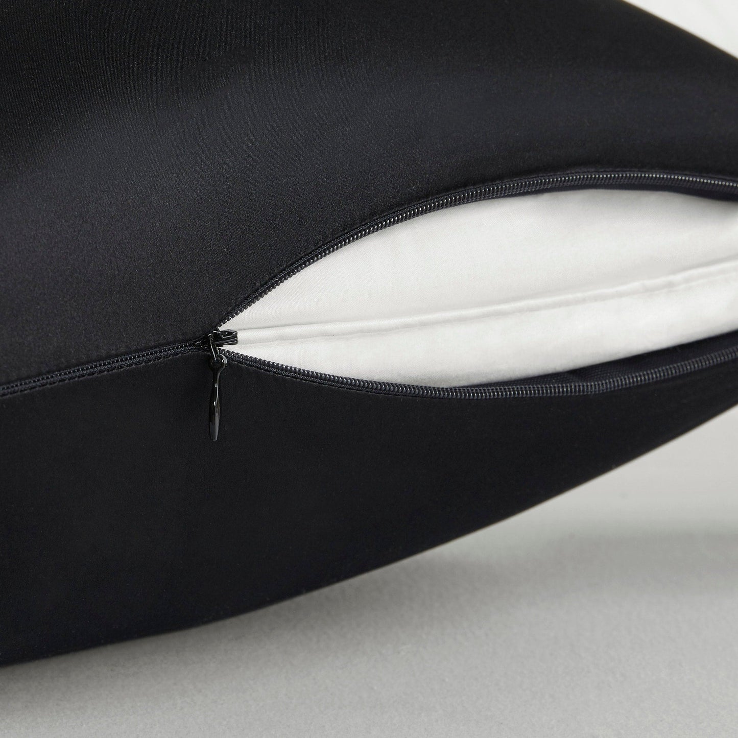 Madison Park Silk 100% Mulberry Single Pillowcase