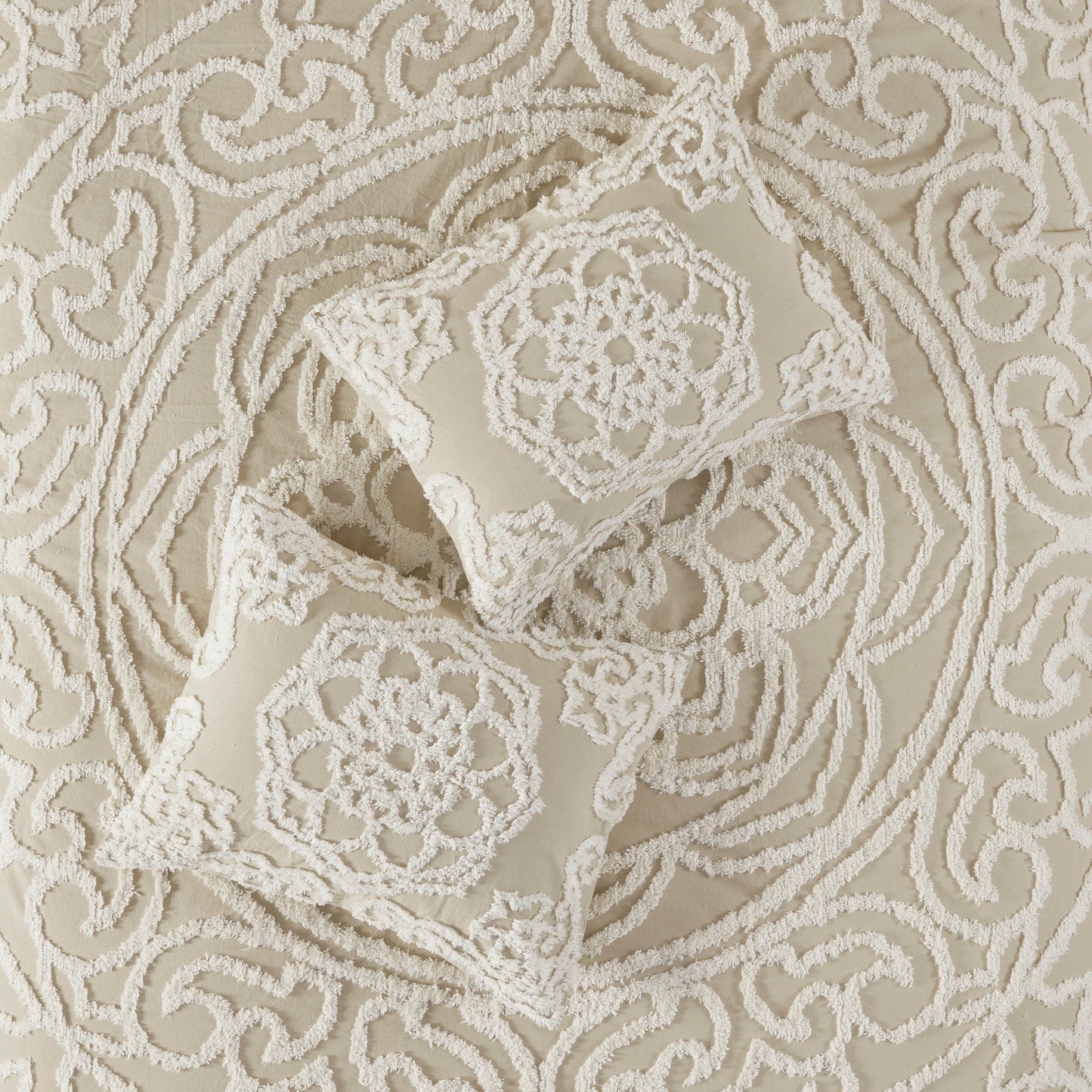 Madison Park Virginia Tufted Cotton Chenille Medallion Duvet Cover Set