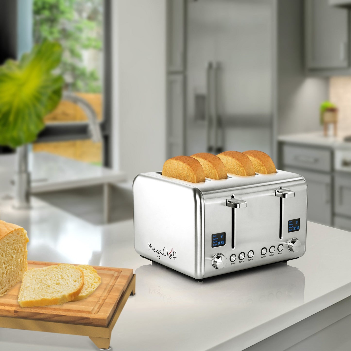 MegaChef 4 Slice Toaster in Stainless Steel Silver