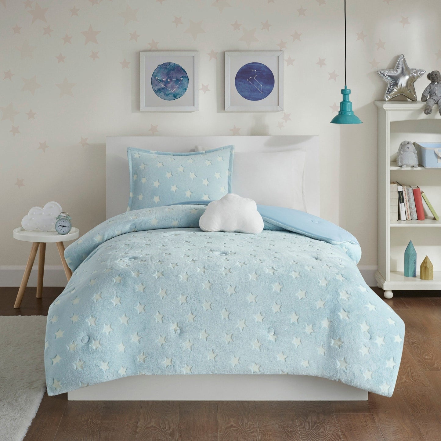 Avery Aqua Glow In The Dark Plush Comforter Set by Intelligent Design Kids