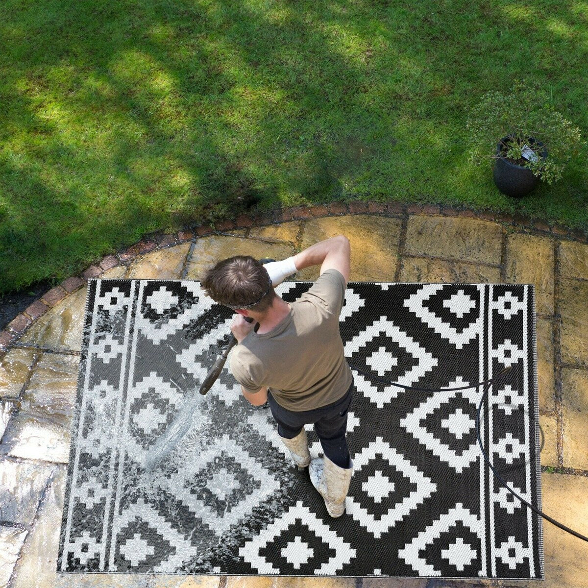 Milan Design 100% Eco-friendly Lightweight Plastic Outdoor Mat/Rug