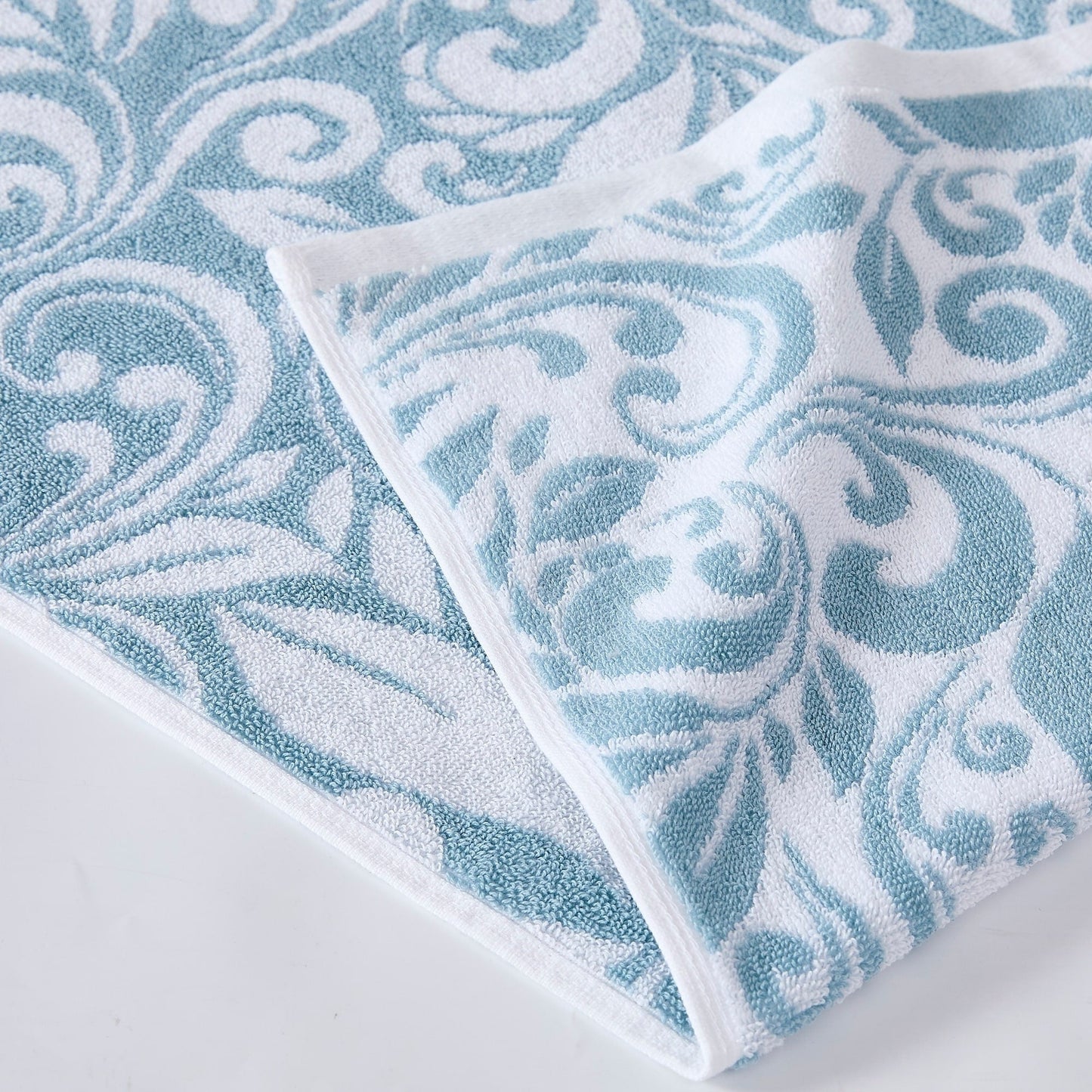 Modern Threads Trefoil Filigree 6 Piece Yarn Dyed Jacquard Towel Set