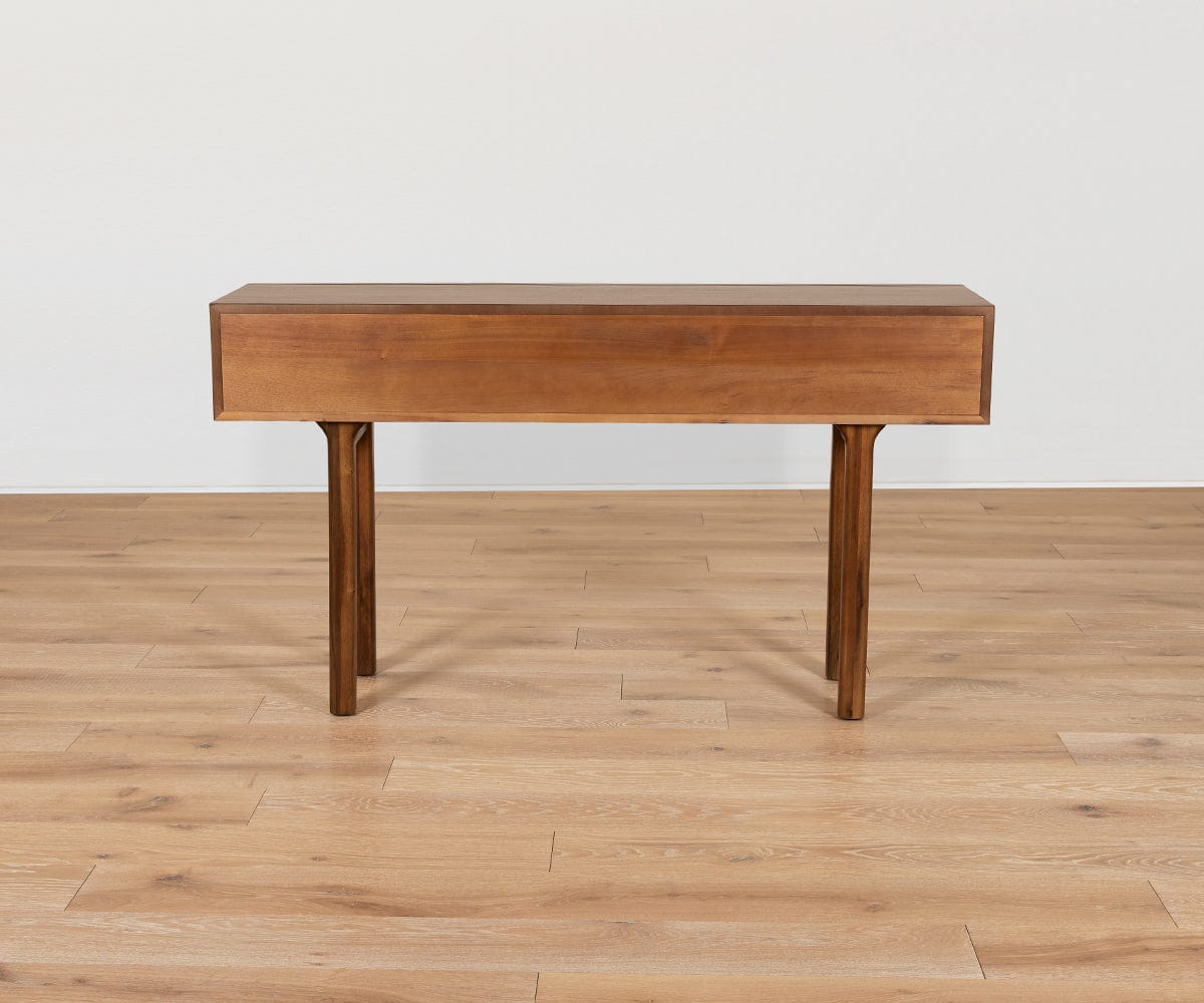 Console Leevi