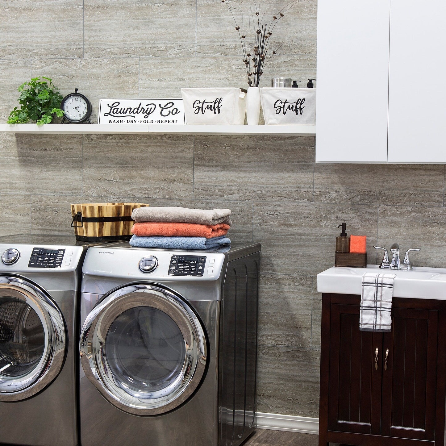 Palisade Vinyl Wall Tile