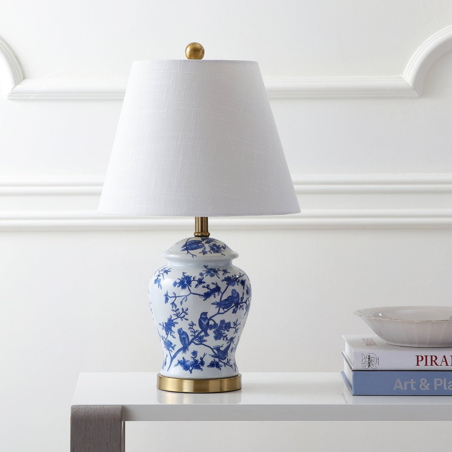 Penelope 22 Chinoiserie LED Table Lamp, Blue/White by JONATHAN Y