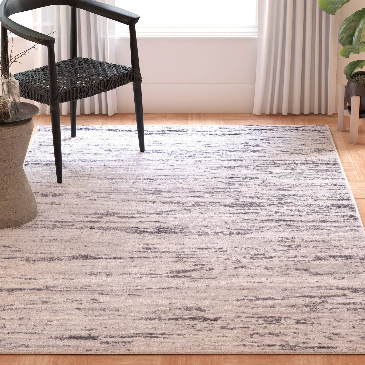 SAFAVIEH Amelia Agda Abstract Rug