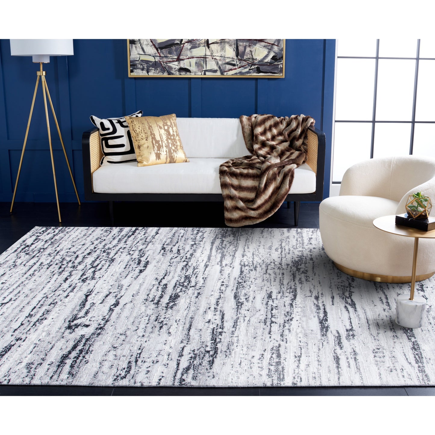 SAFAVIEH Amelia Agda Abstract Rug