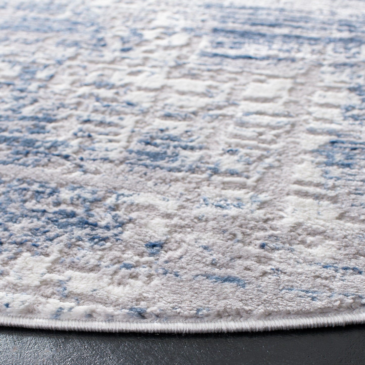 SAFAVIEH Amelia Marjolene Modern Abstract Rug