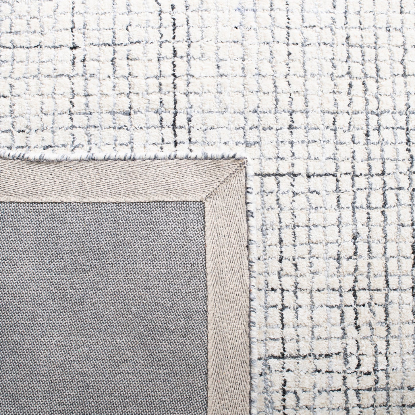 SAFAVIEH Handmade Abstract Marikka Modern Viscose Rug
